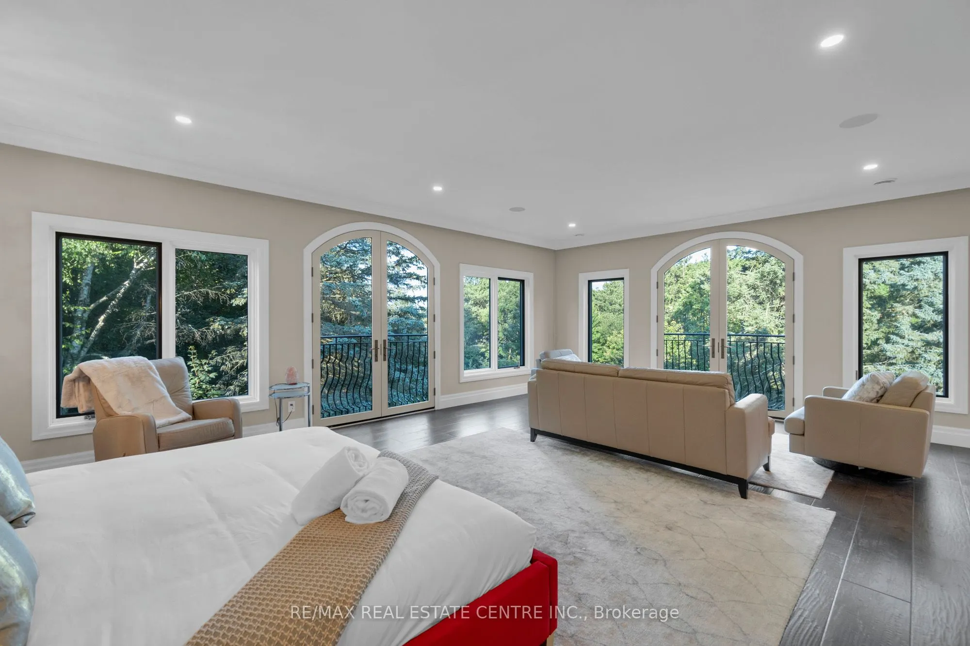 1175 Derry Road