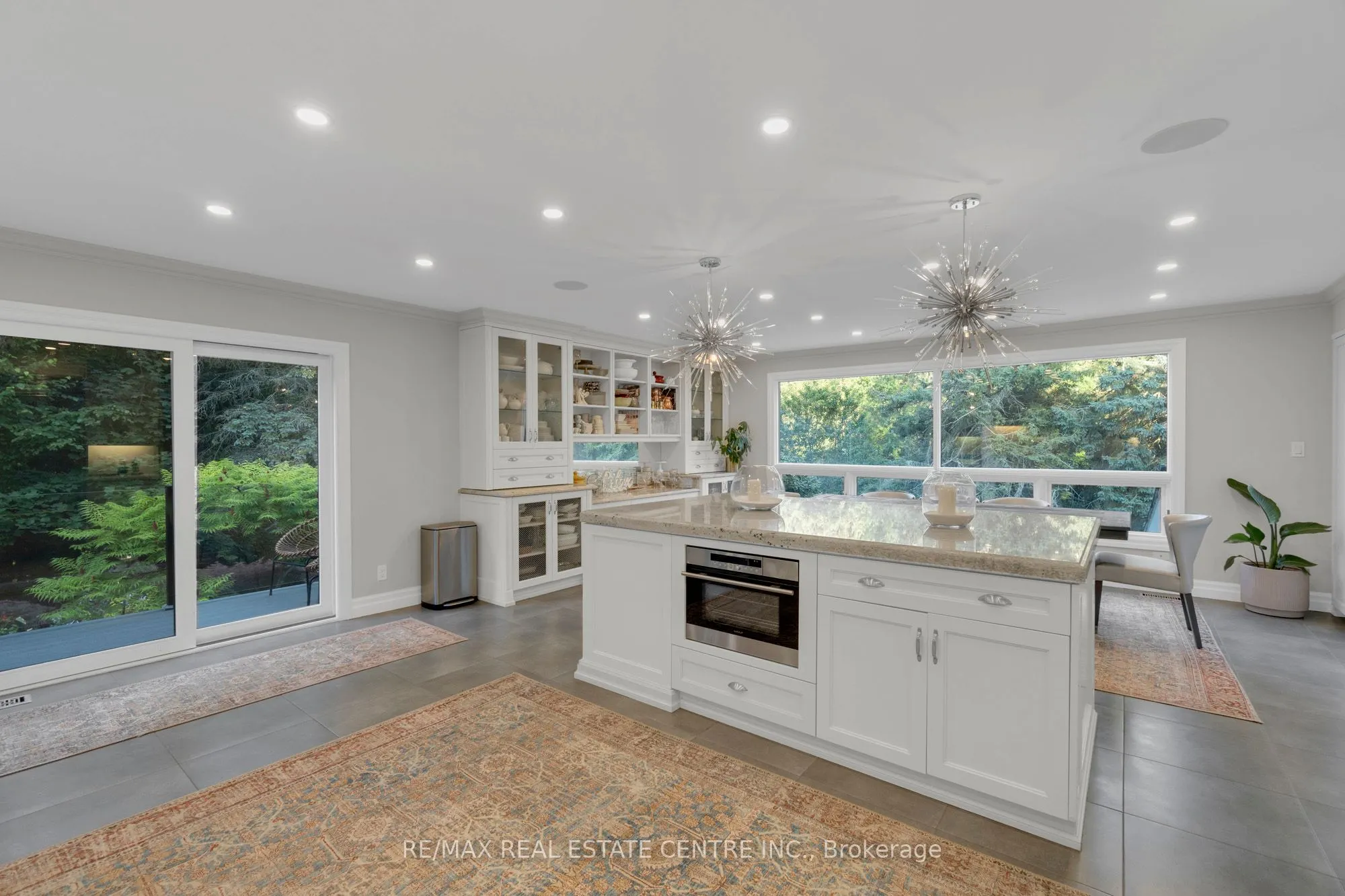 1175 Derry Road