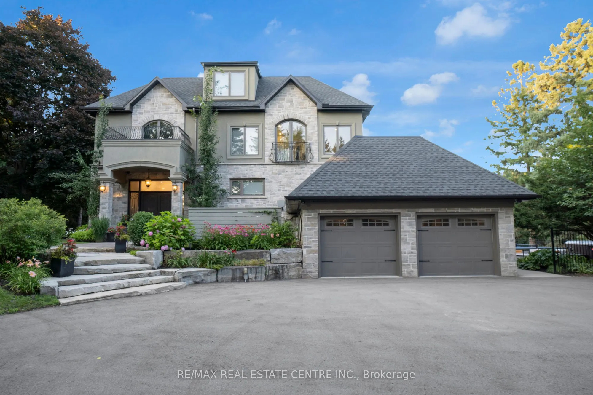 1175 Derry Road