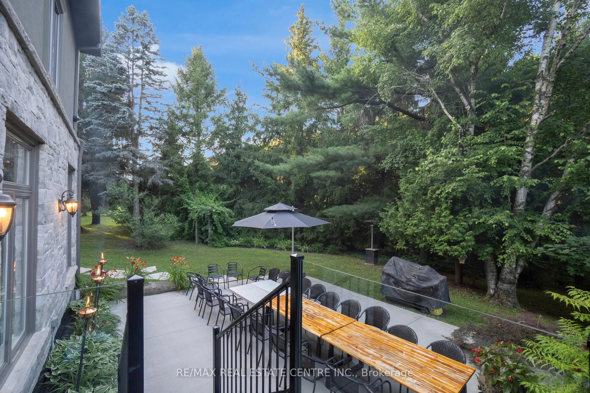 1175 Derry Road