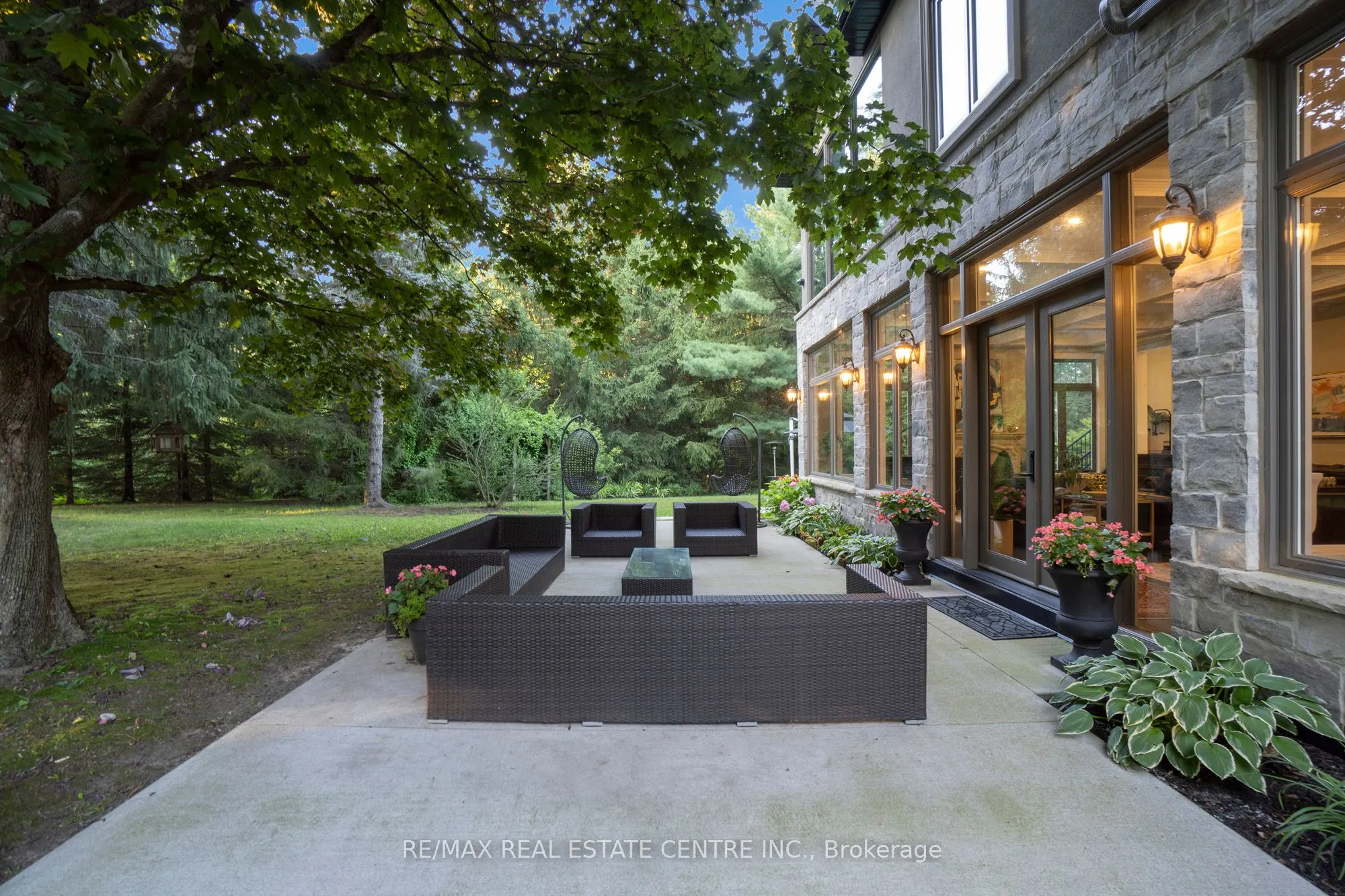 1175 Derry Road