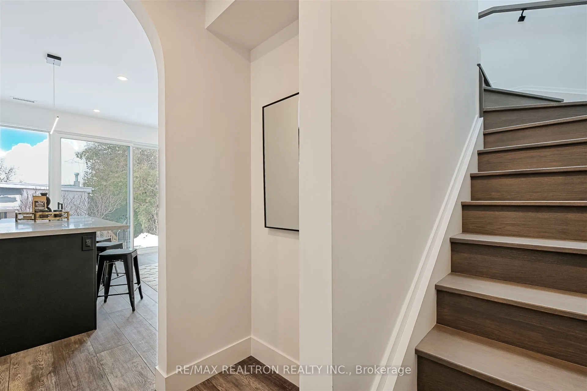 421 Silverthorn Avenue, #Unit C