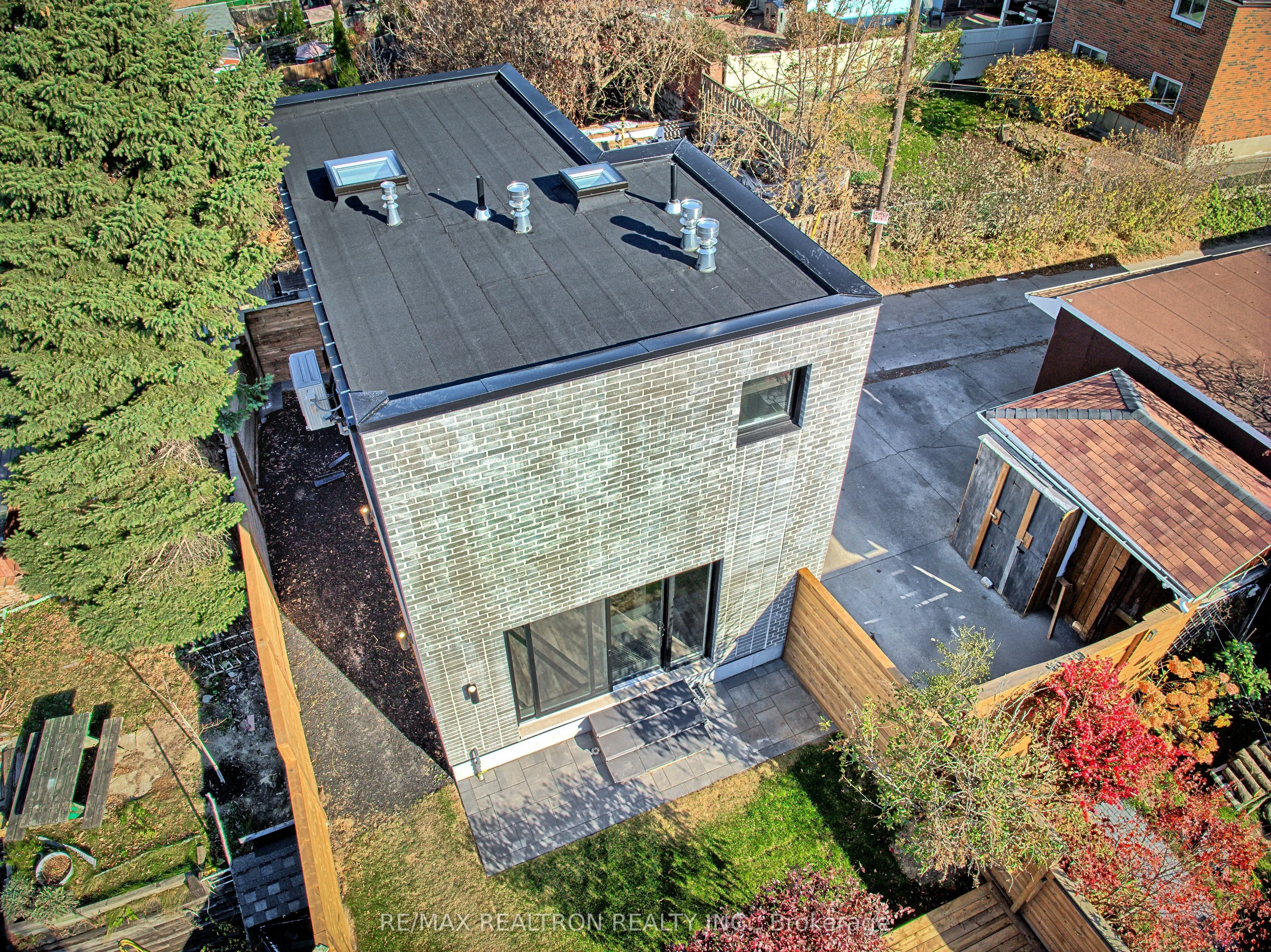 421 Silverthorn Avenue, #Unit C