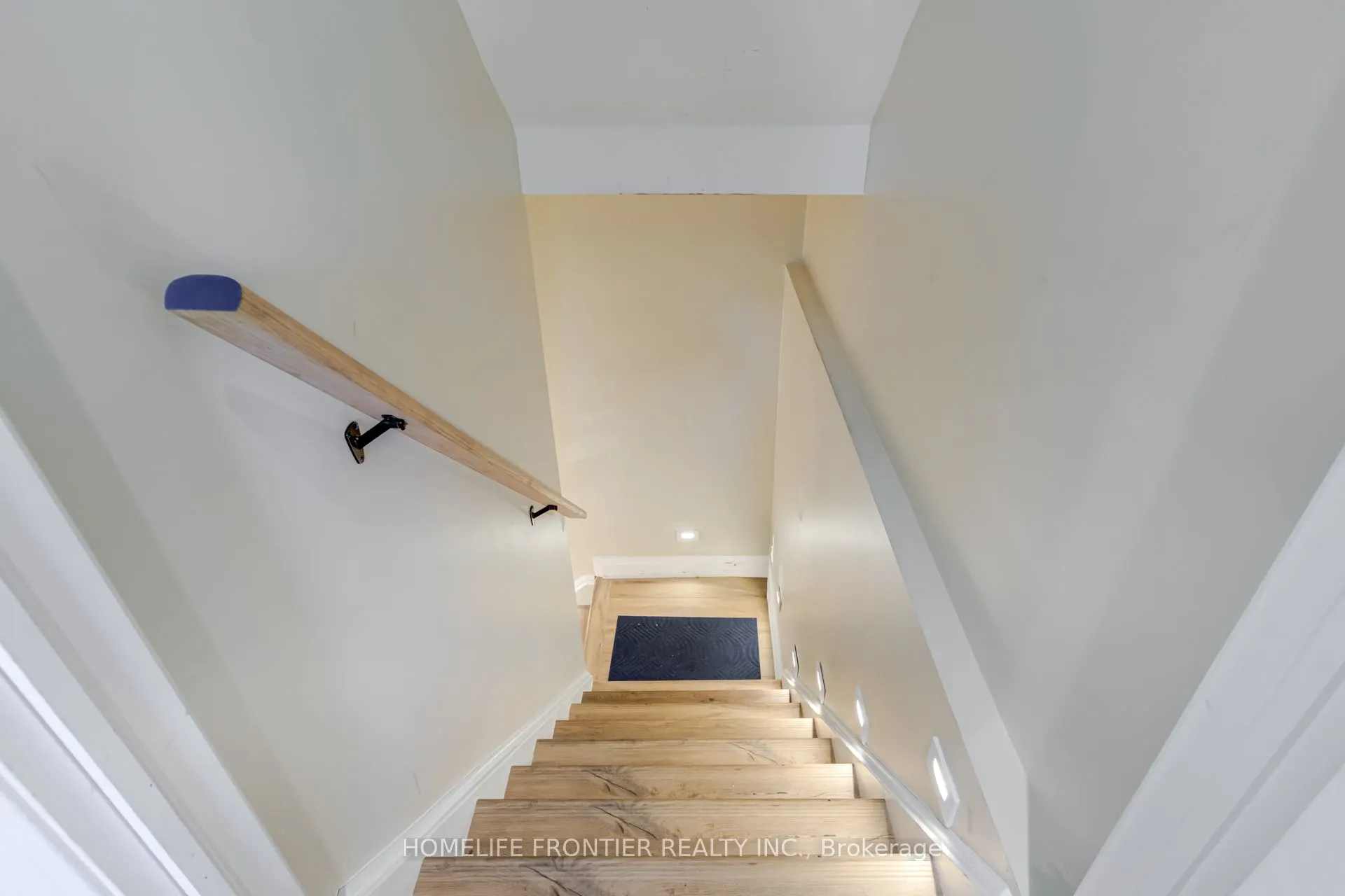 422 Hinton Terrace
