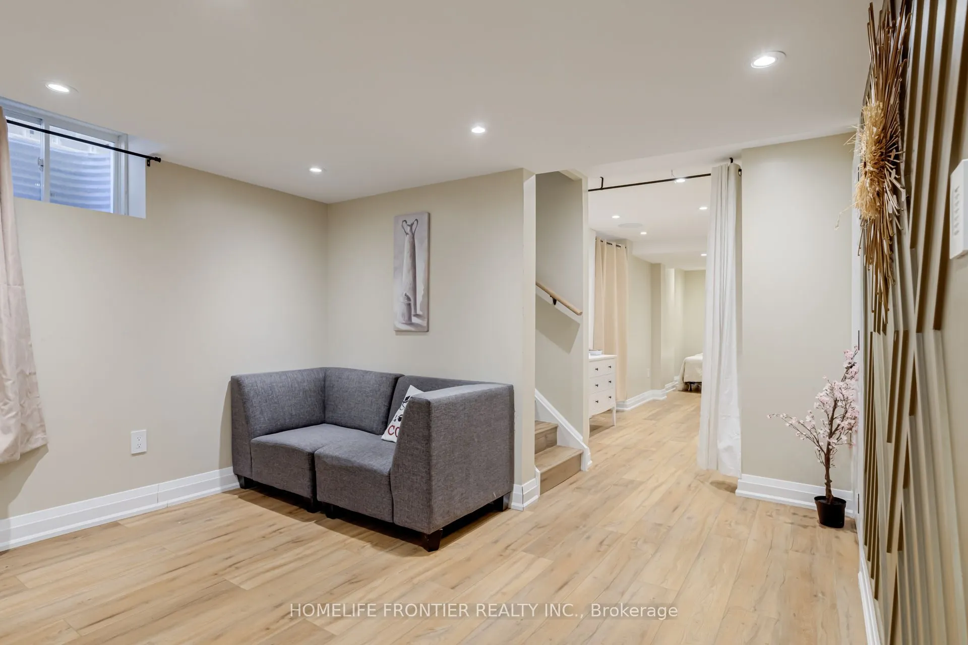 422 Hinton Terrace