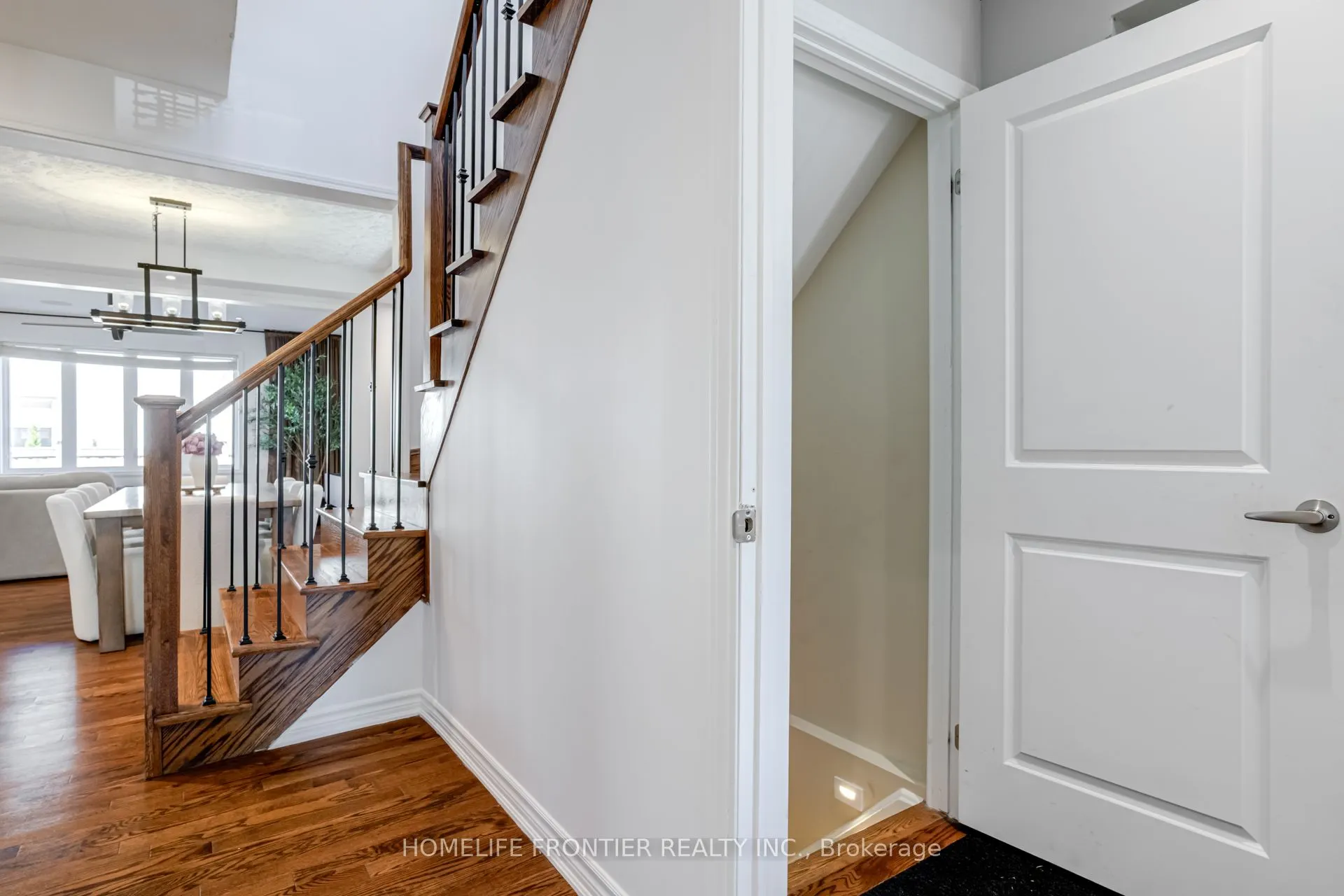 422 Hinton Terrace