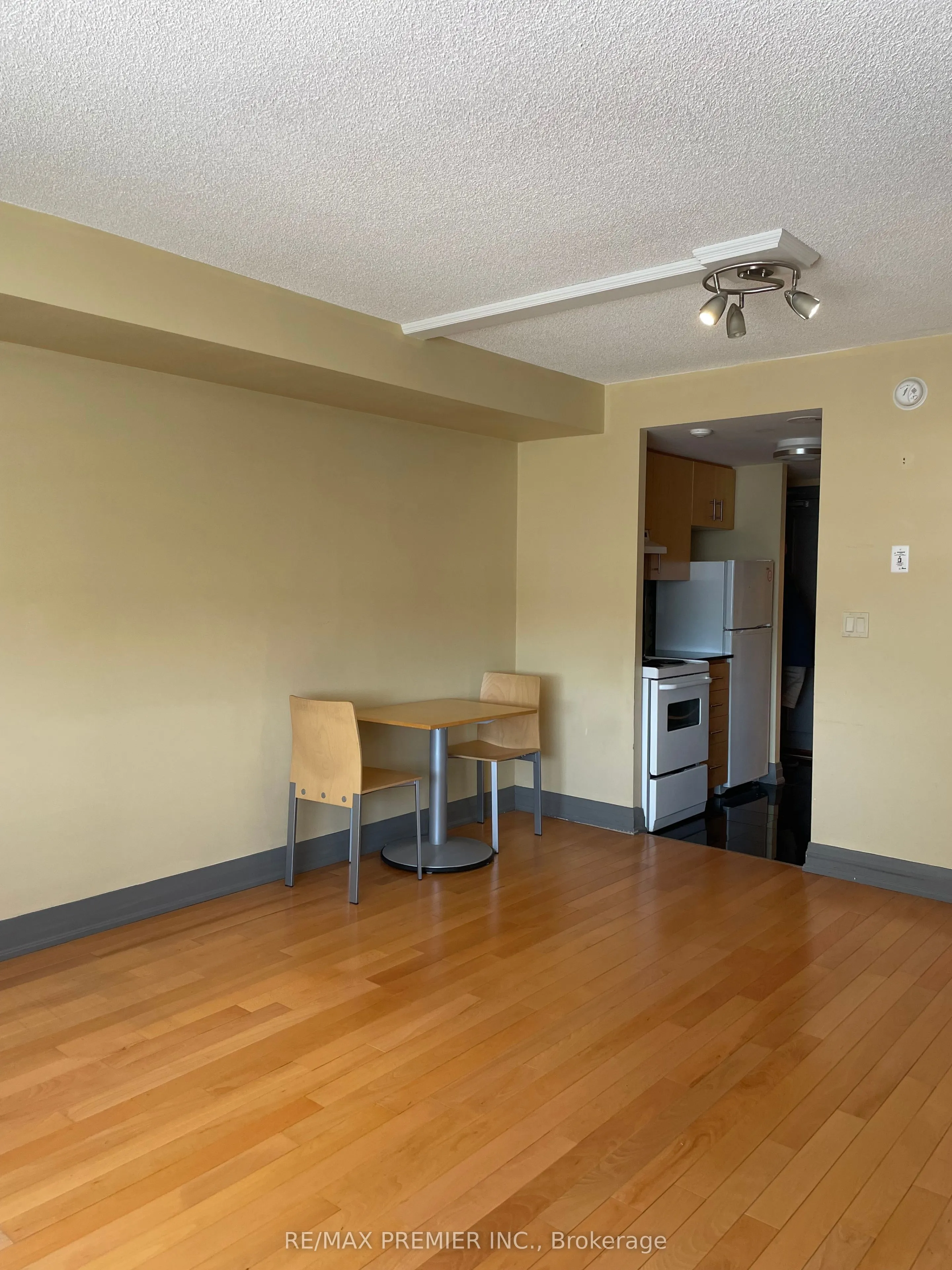 2737 Keele Street, #325