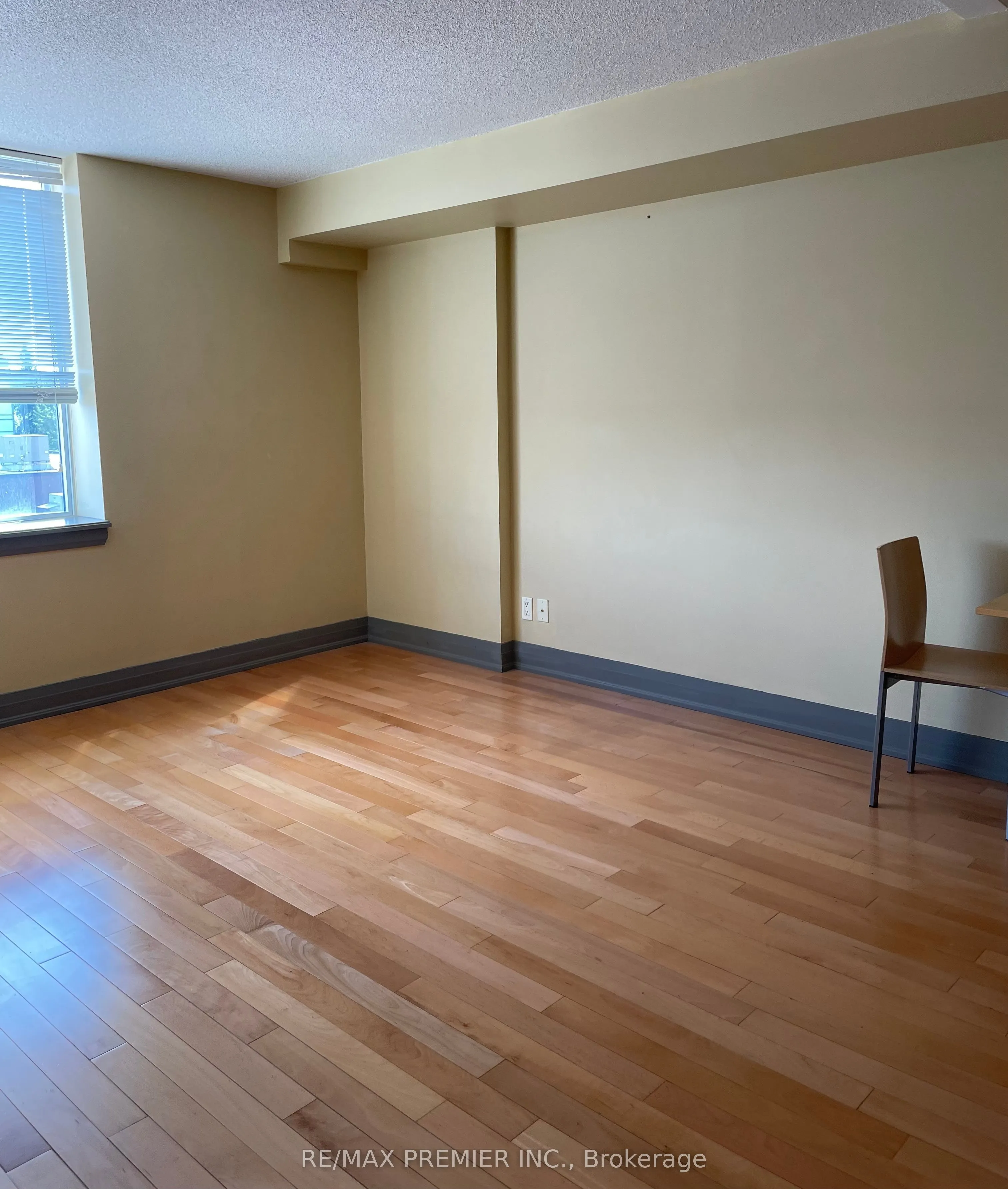 2737 Keele Street, #325