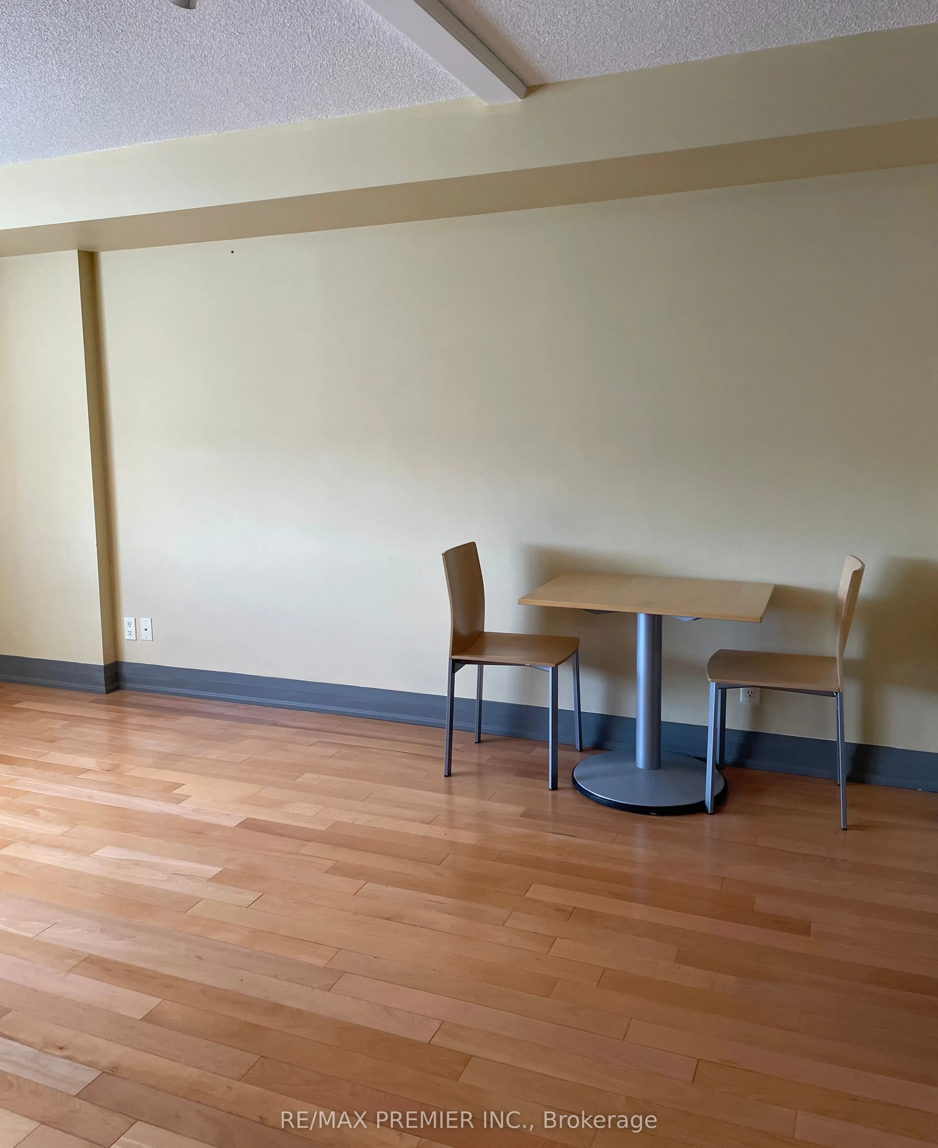 2737 Keele Street, #325