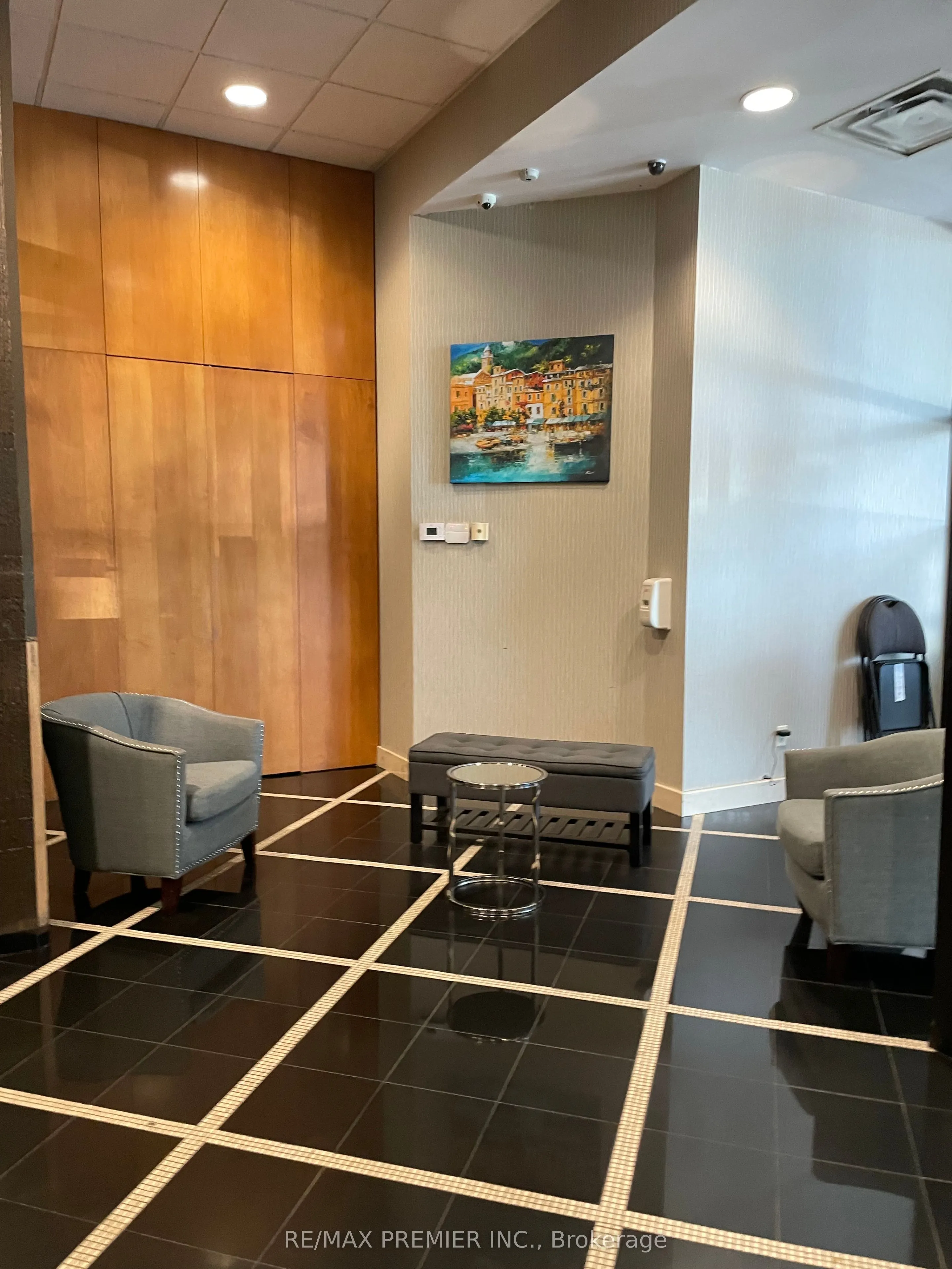 2737 Keele Street, #325