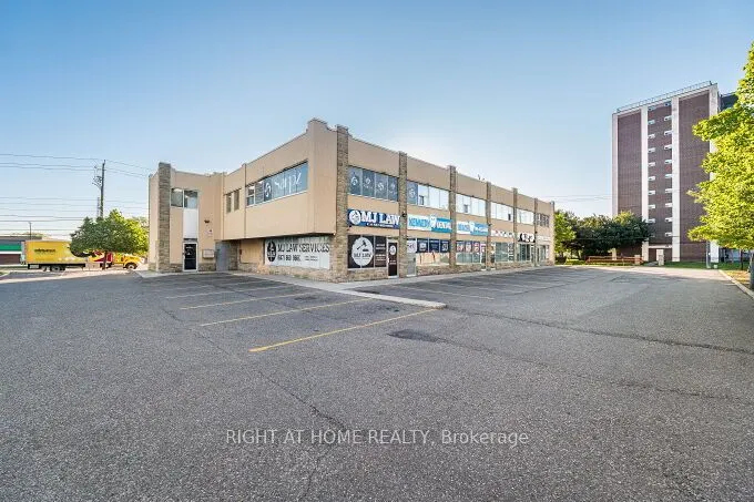 49 Hillcrest Avenue, #104