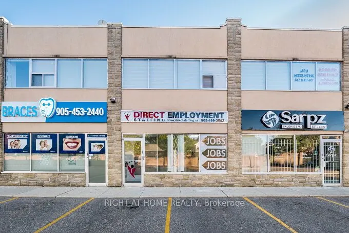 49 Hillcrest Avenue, #104
