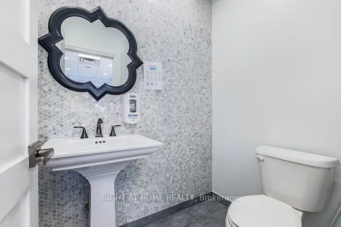 49 Hillcrest Avenue, #104