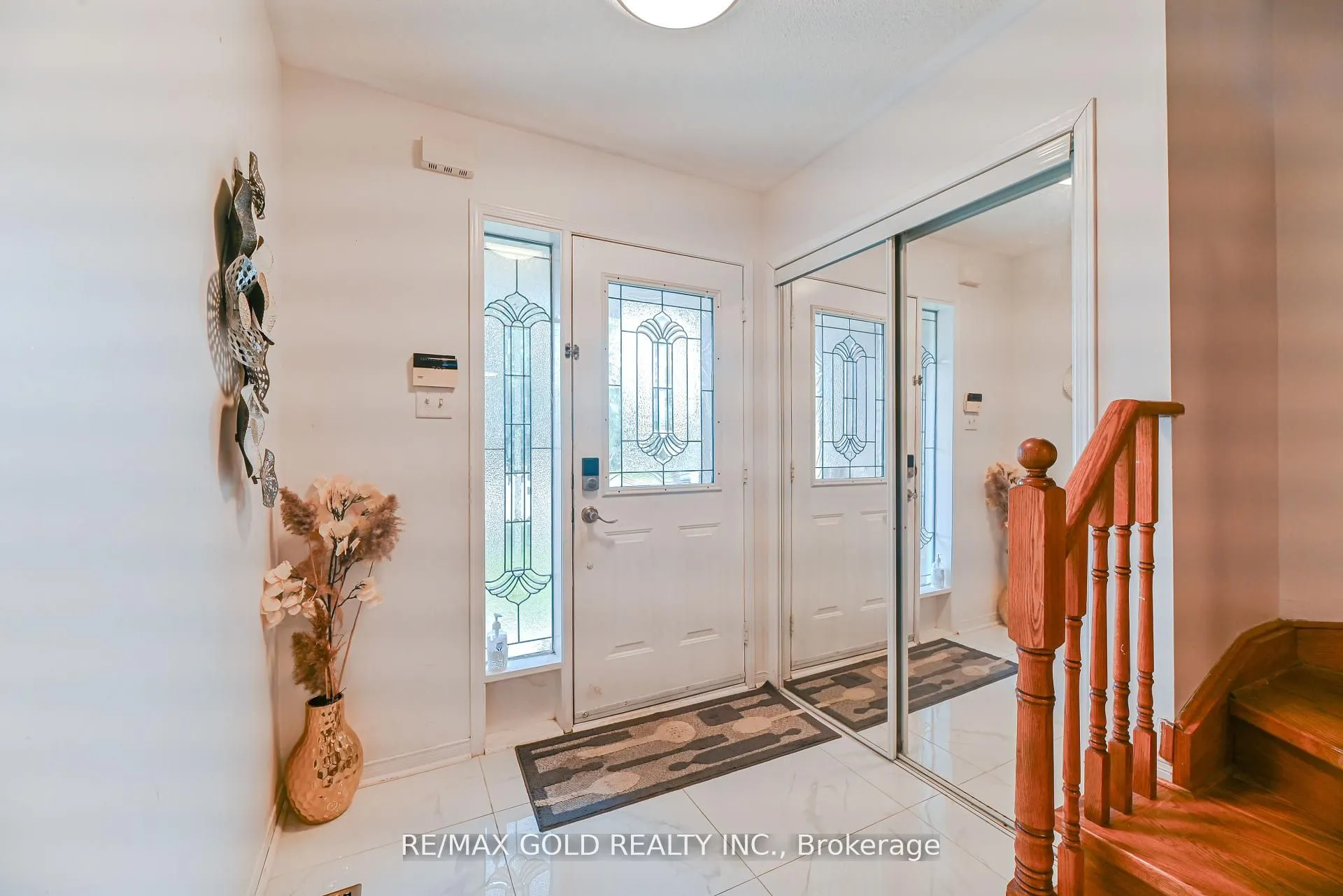 28 Plum Hollow Court