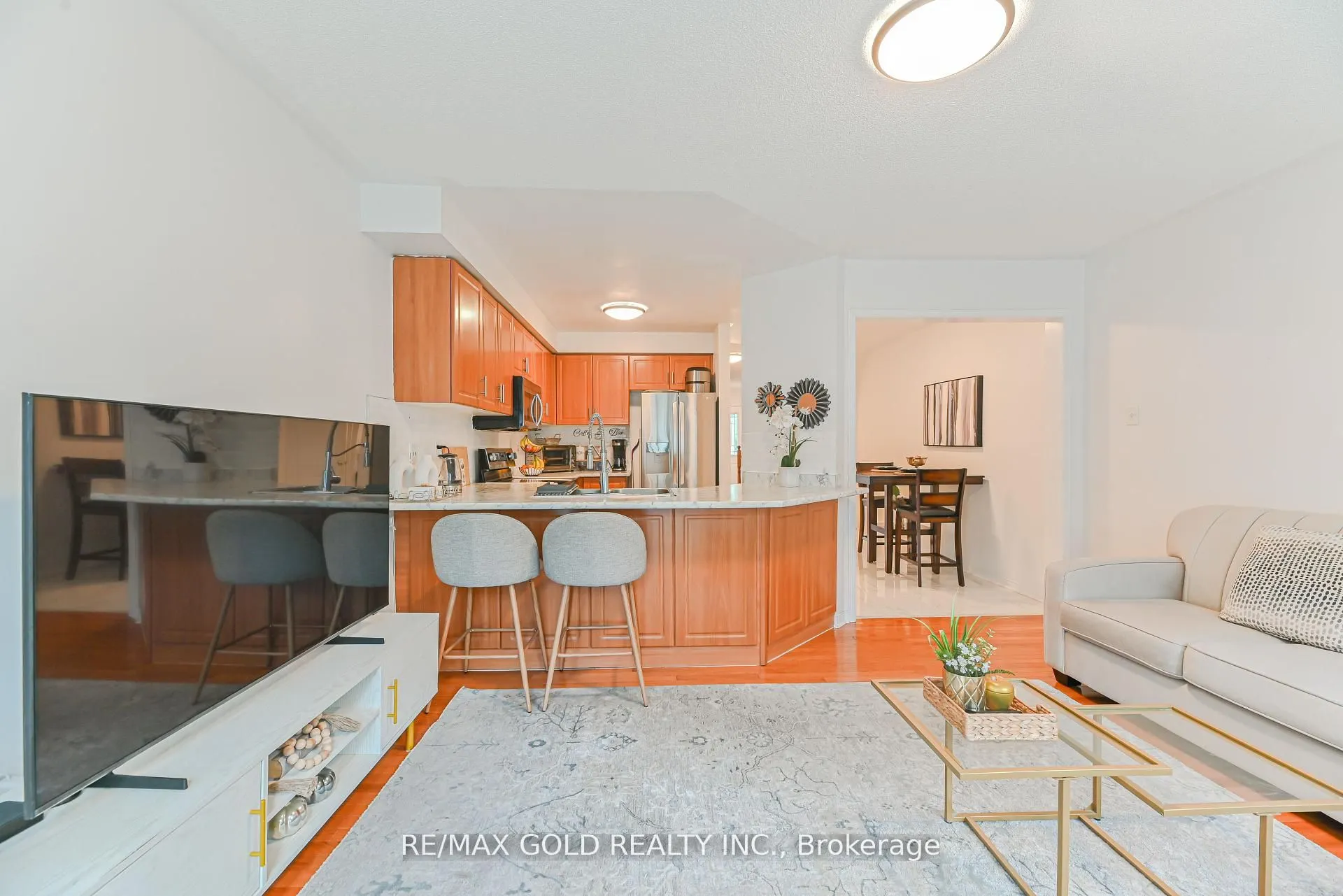 28 Plum Hollow Court
