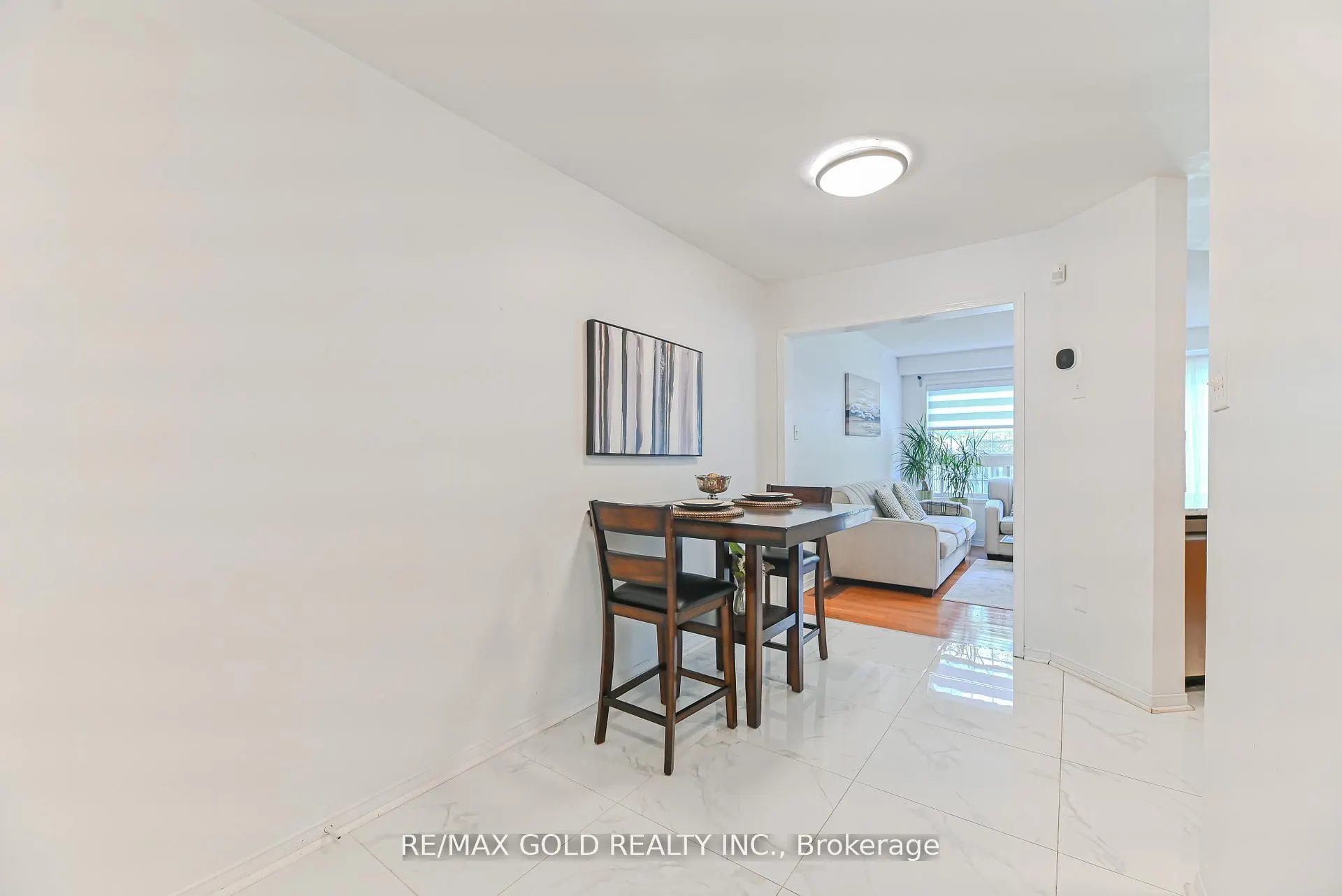 28 Plum Hollow Court