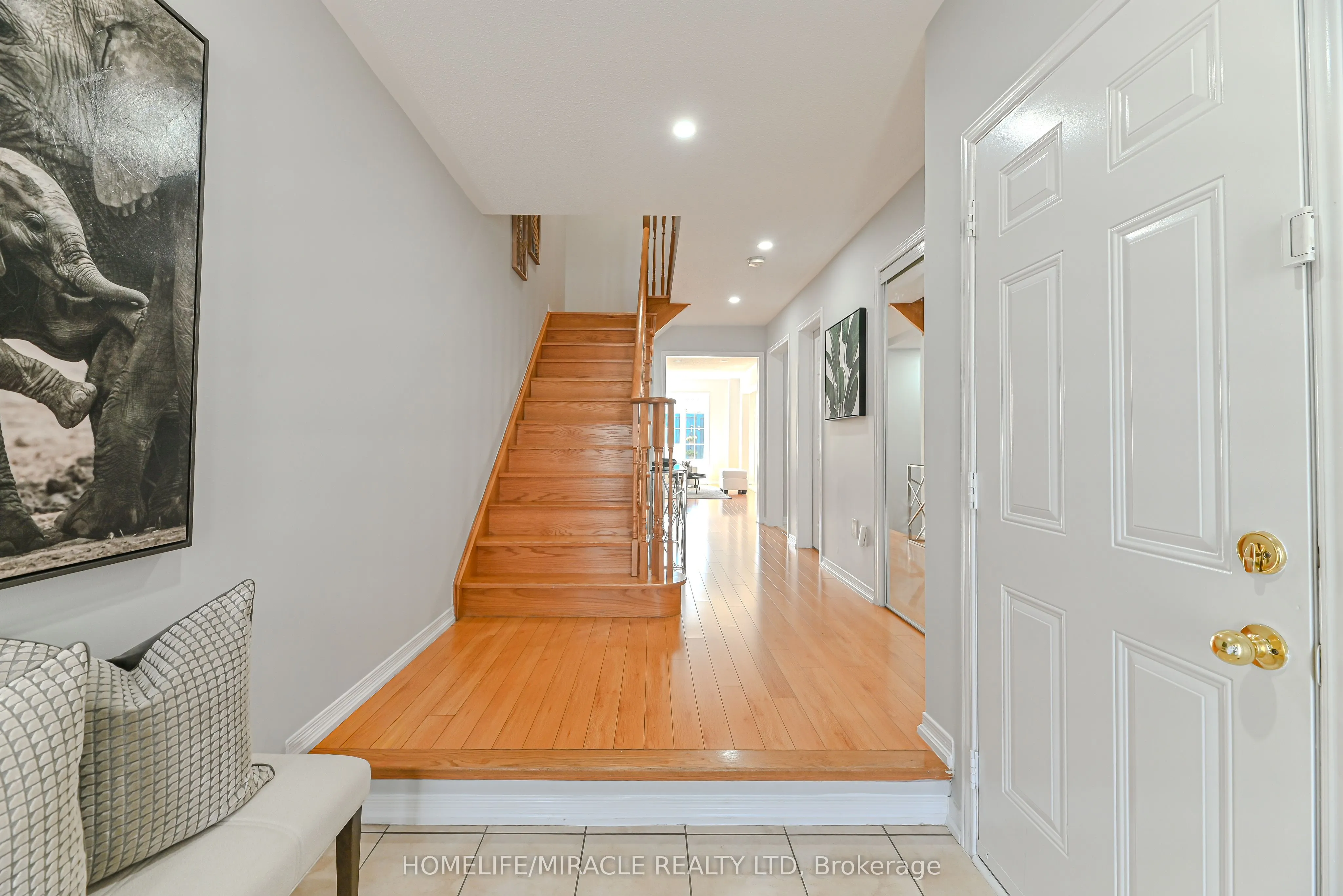 102 Delport Close