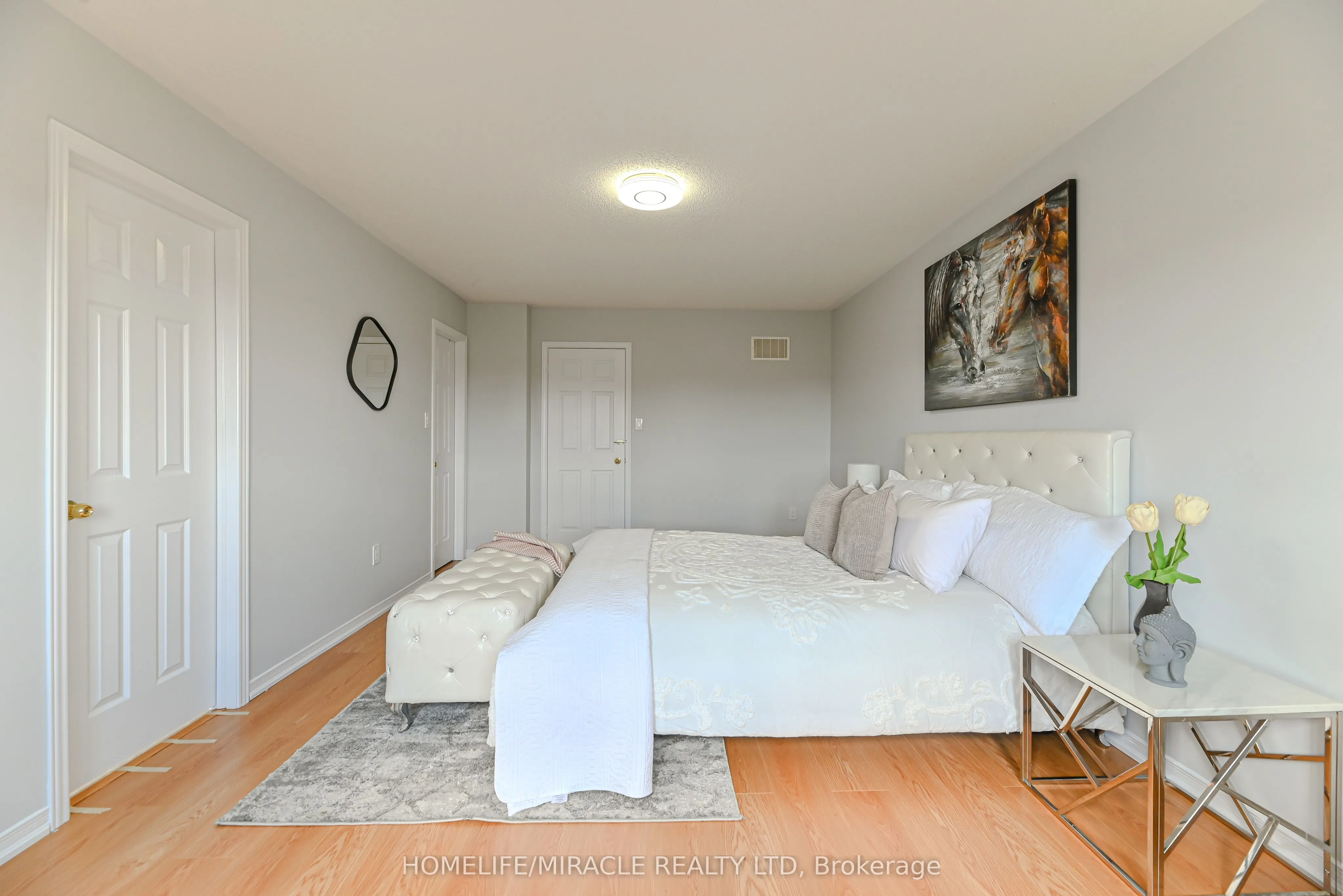 102 Delport Close