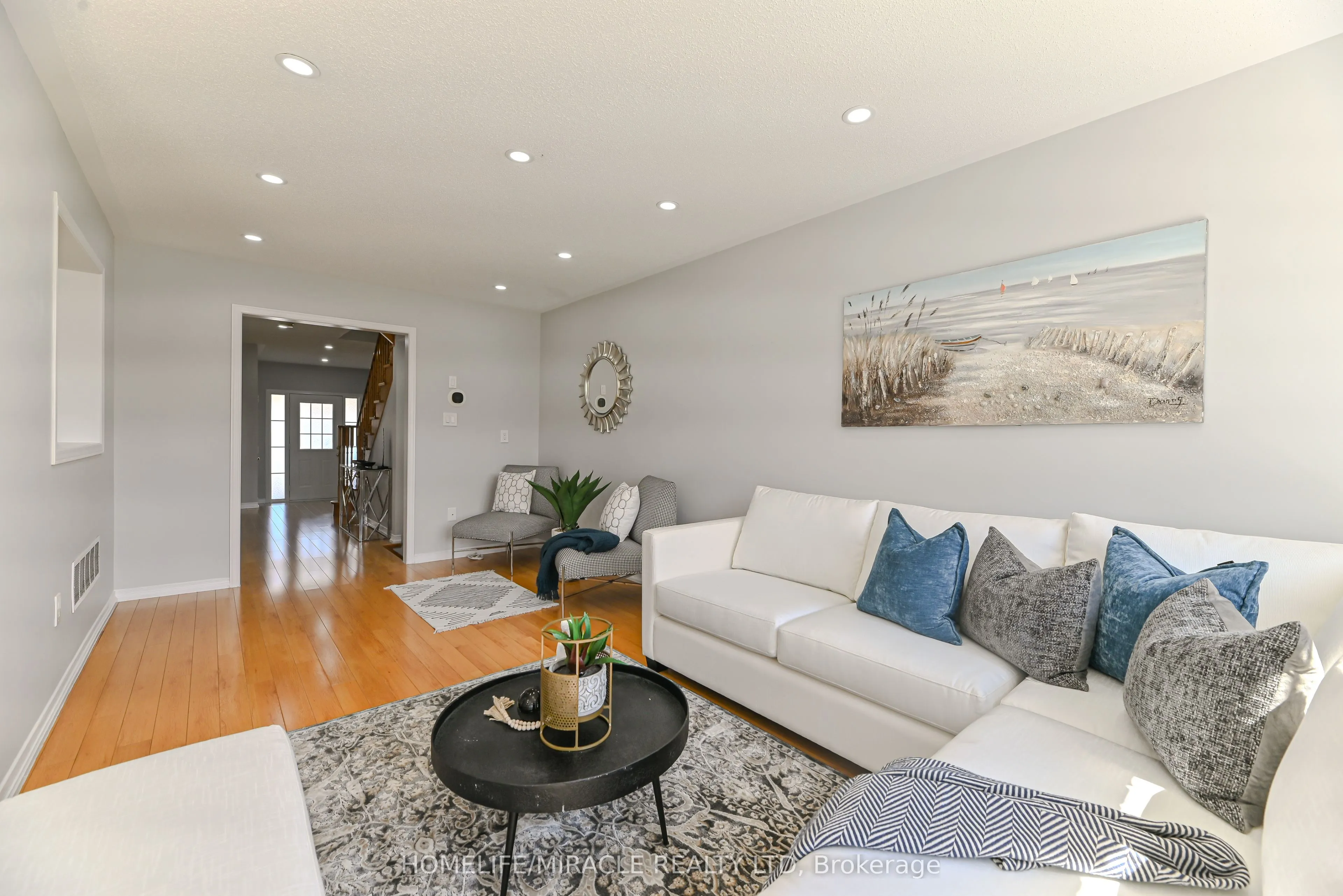 102 Delport Close