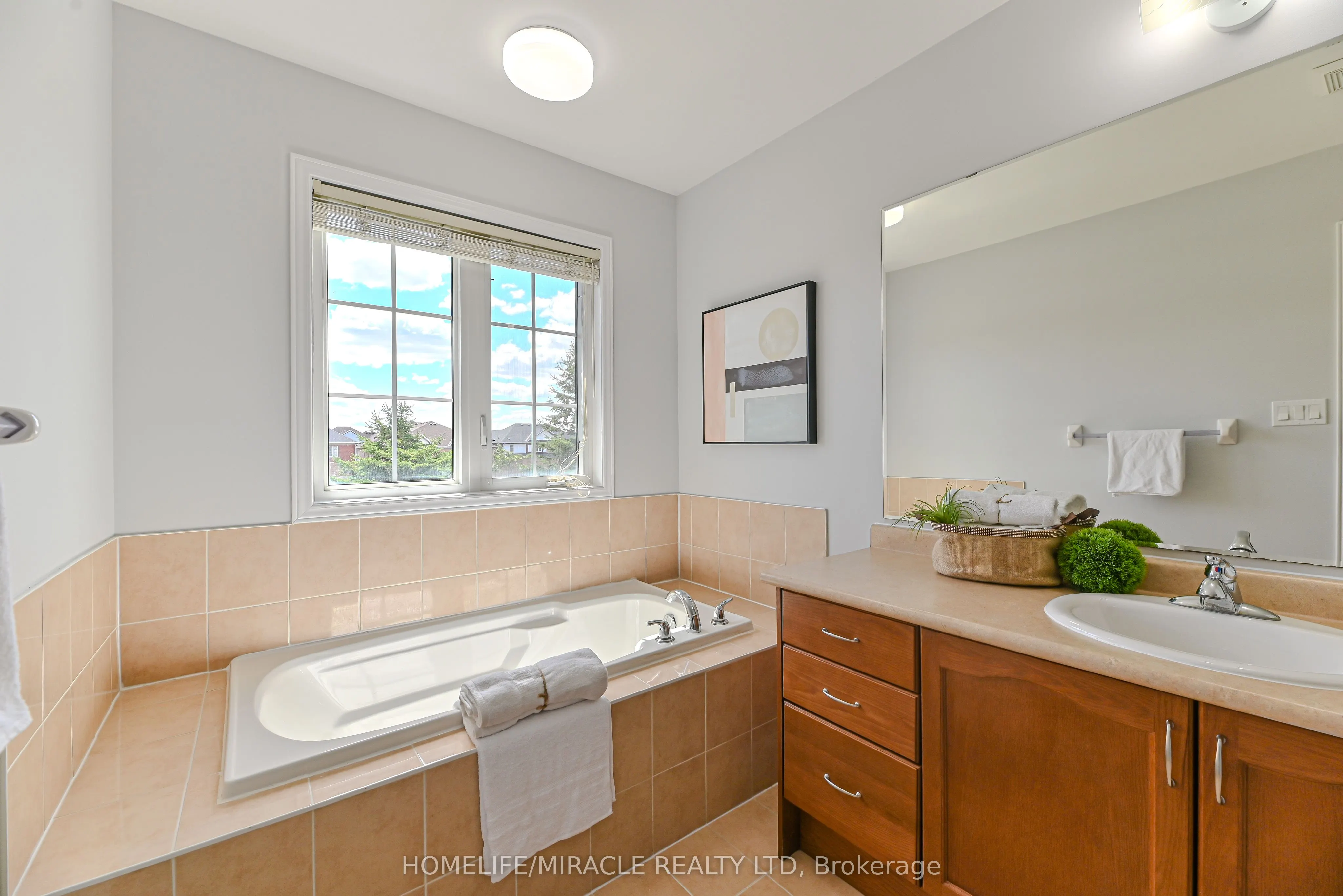 102 Delport Close