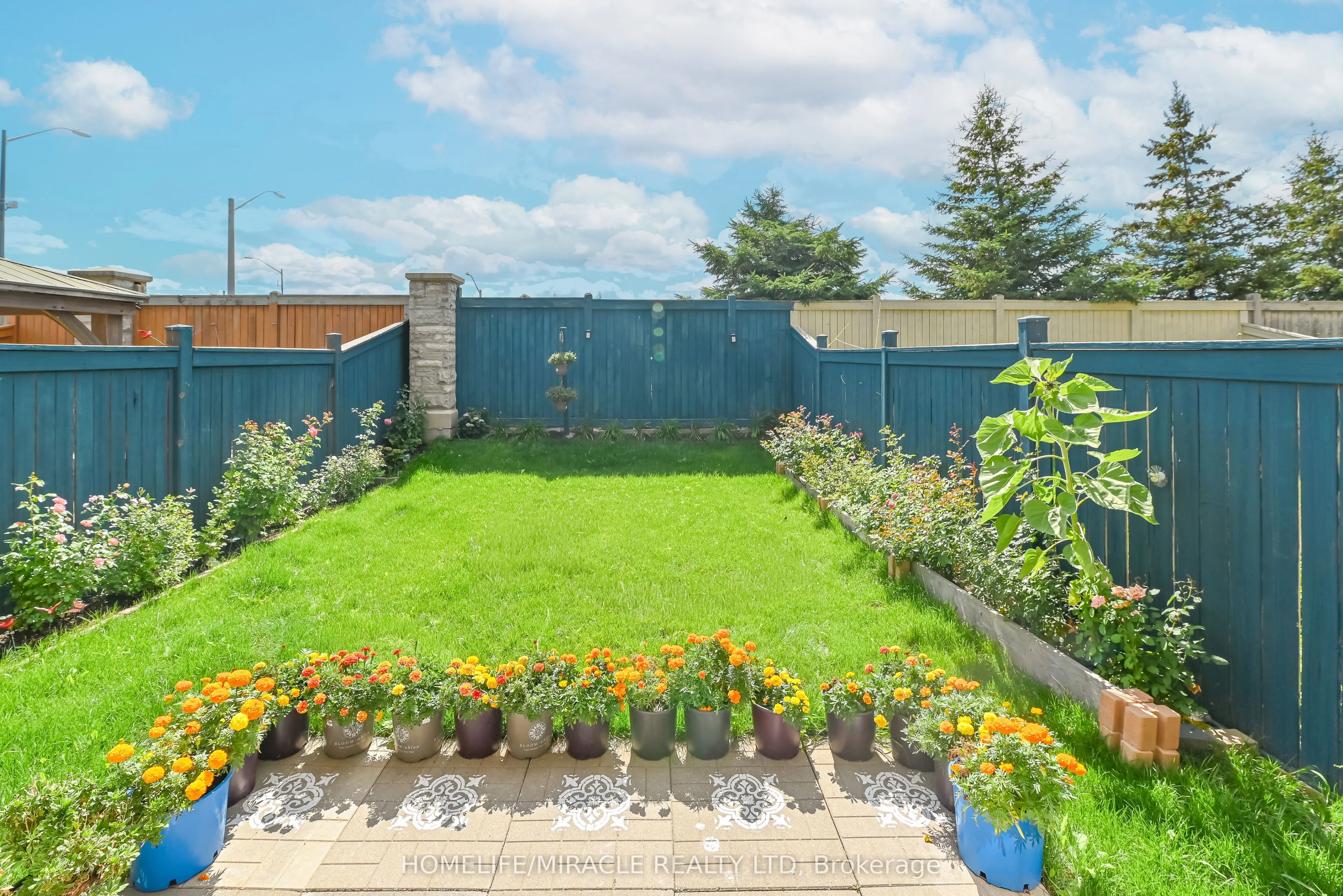 102 Delport Close