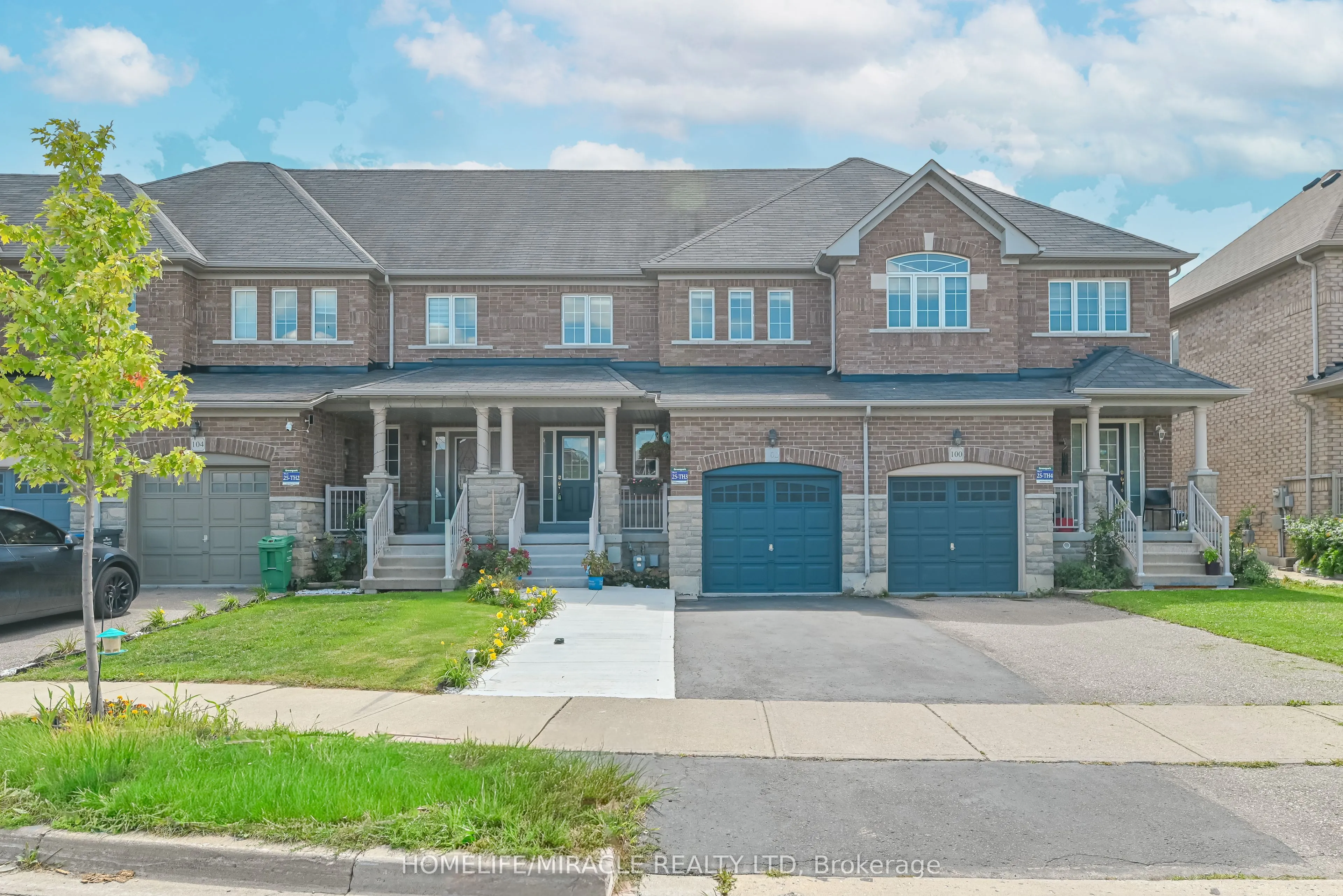 102 Delport Close