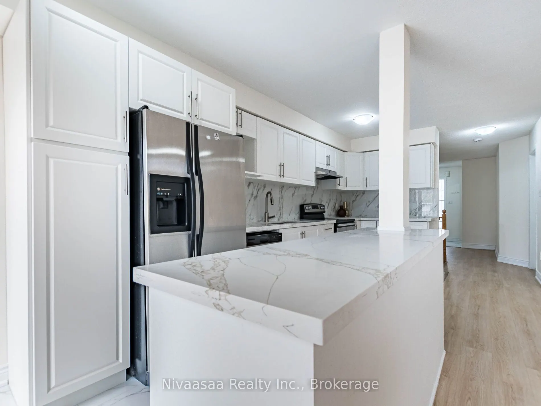 32 Twin Pines Crescent