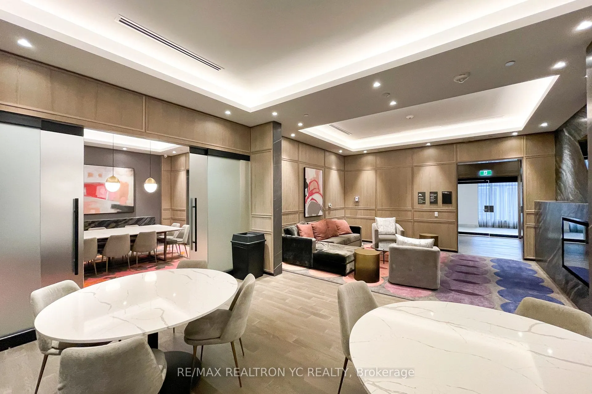 7 Mabelle Avenue, #1409