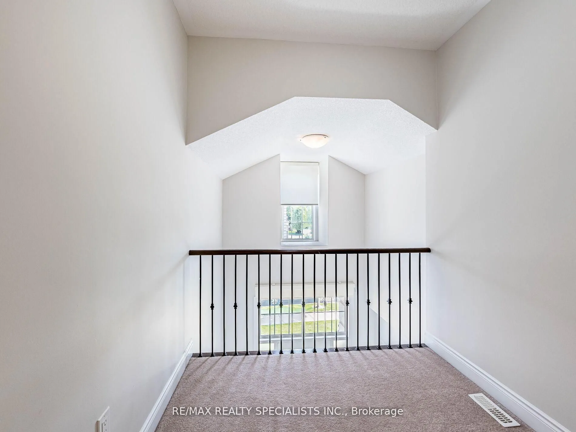 28 Elbern Markell Drive W