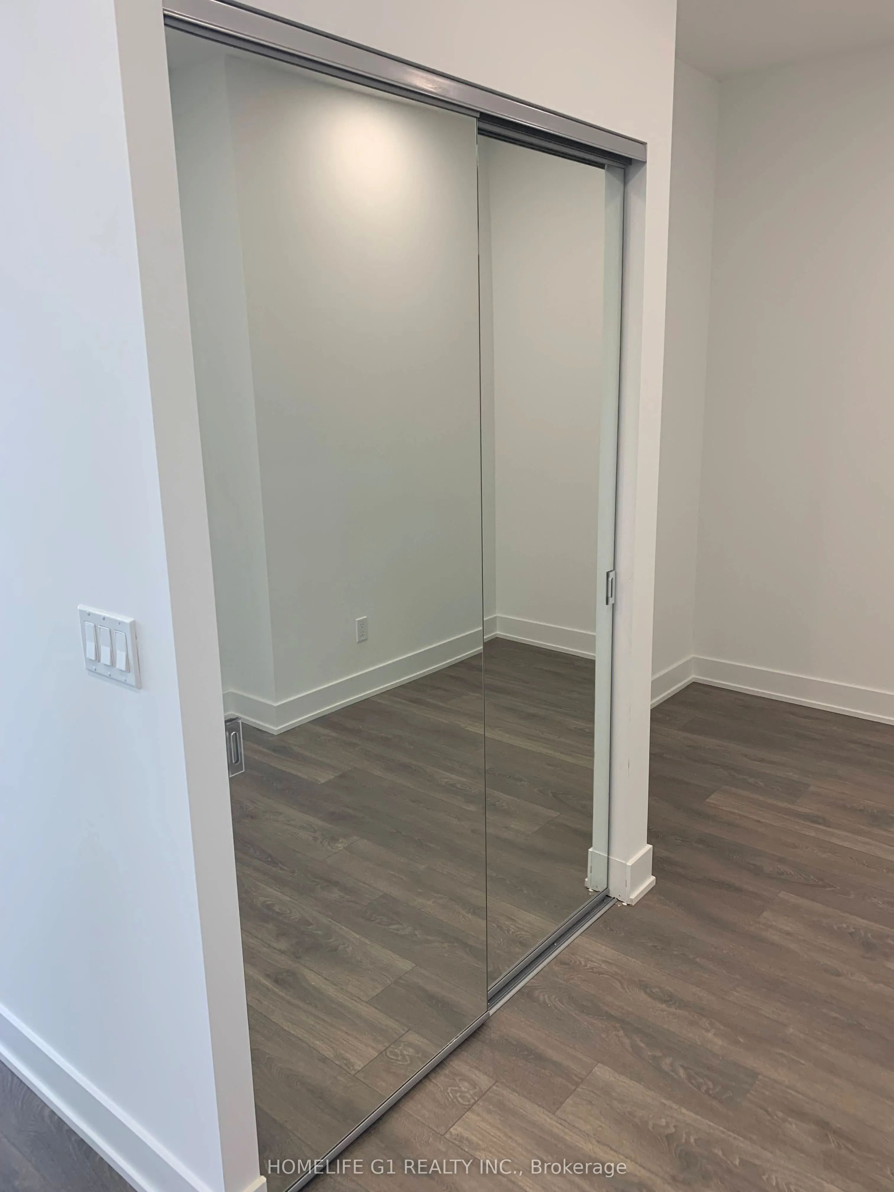 297 OAK WALK Drive, #2507