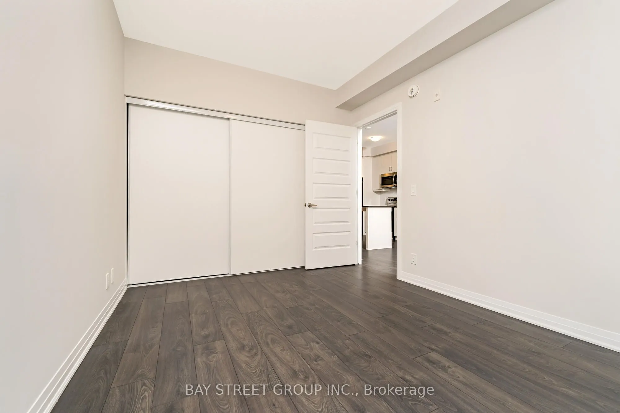 128 Grovewood Common, #523
