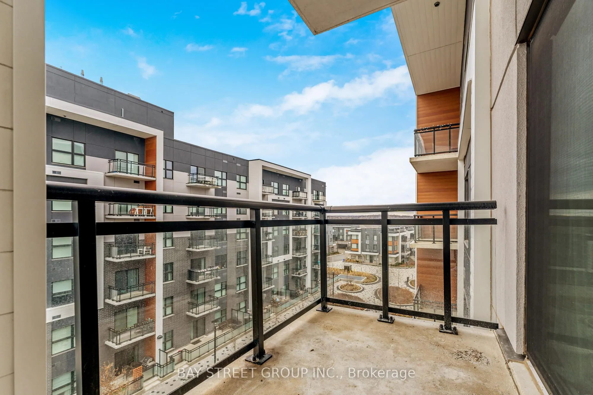 128 Grovewood Common, #523
