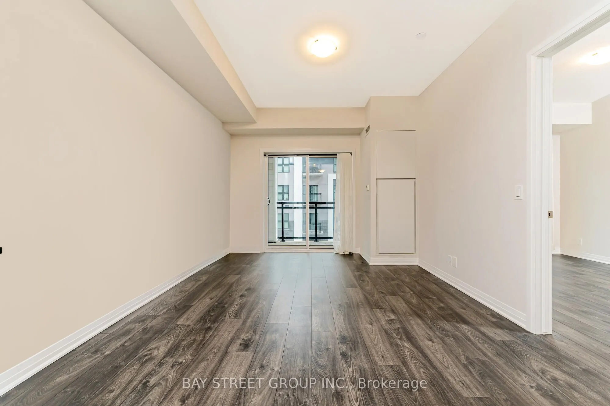 128 Grovewood Common, #523