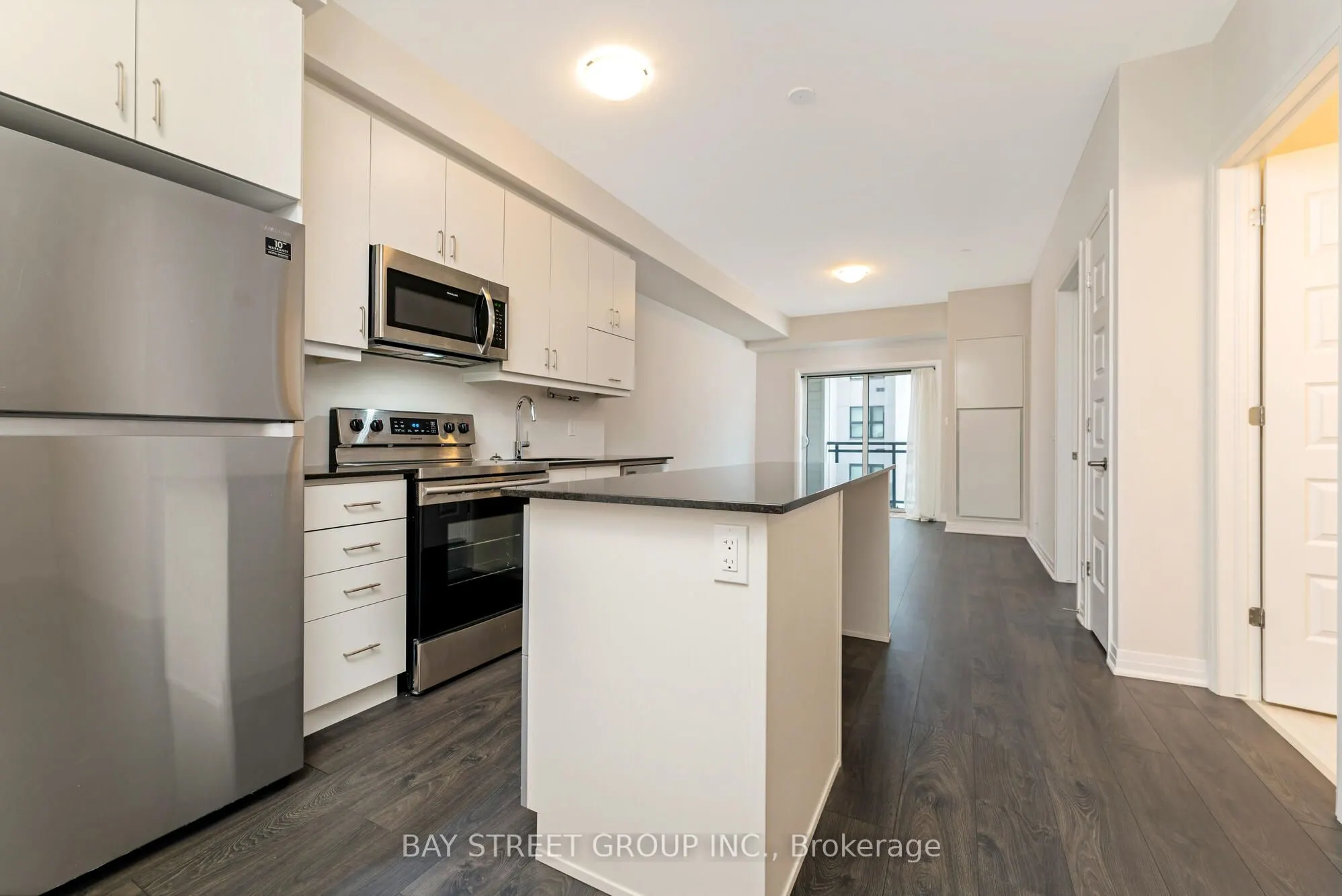128 Grovewood Common, #523