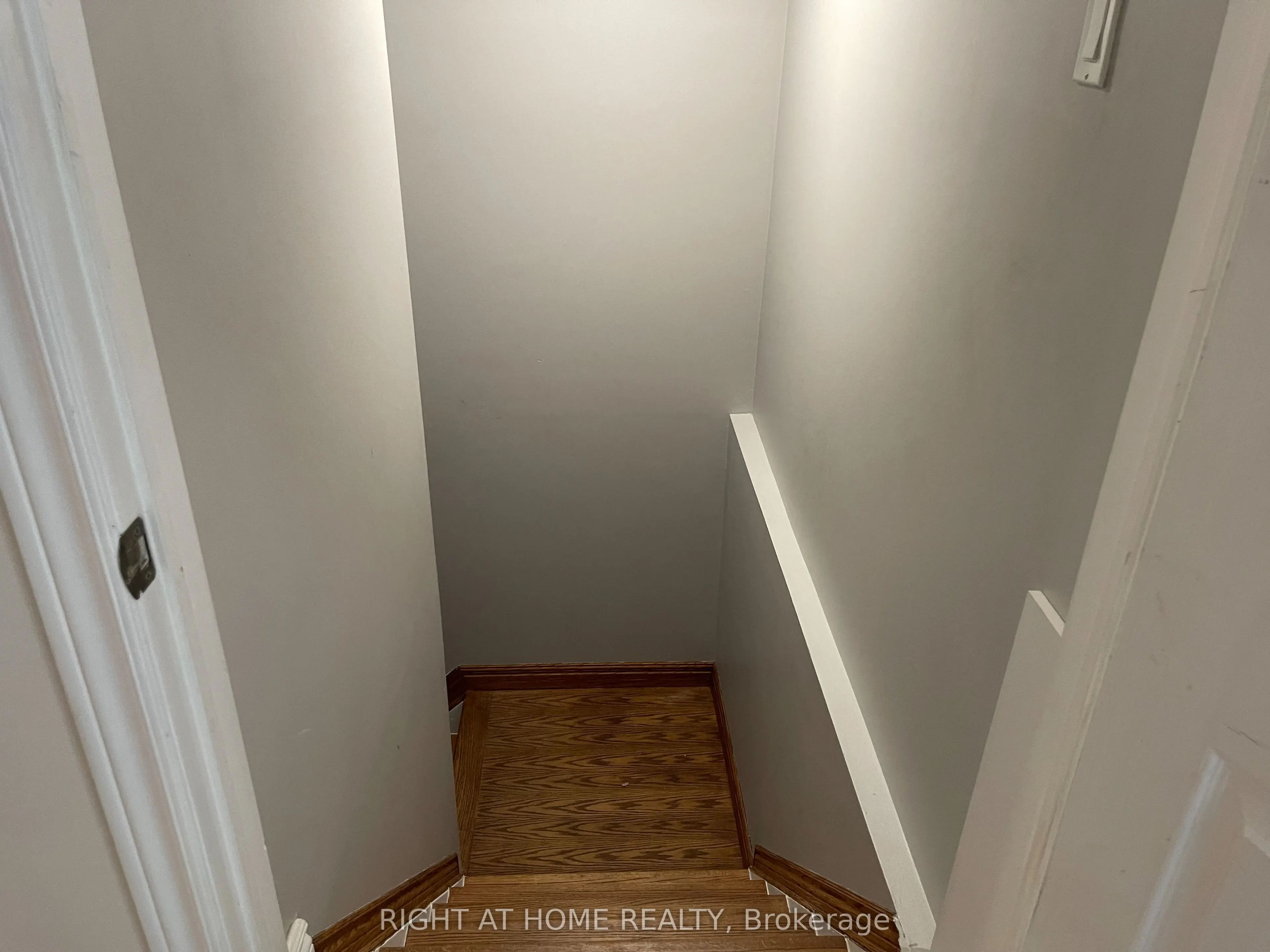 18 Archbury Circle