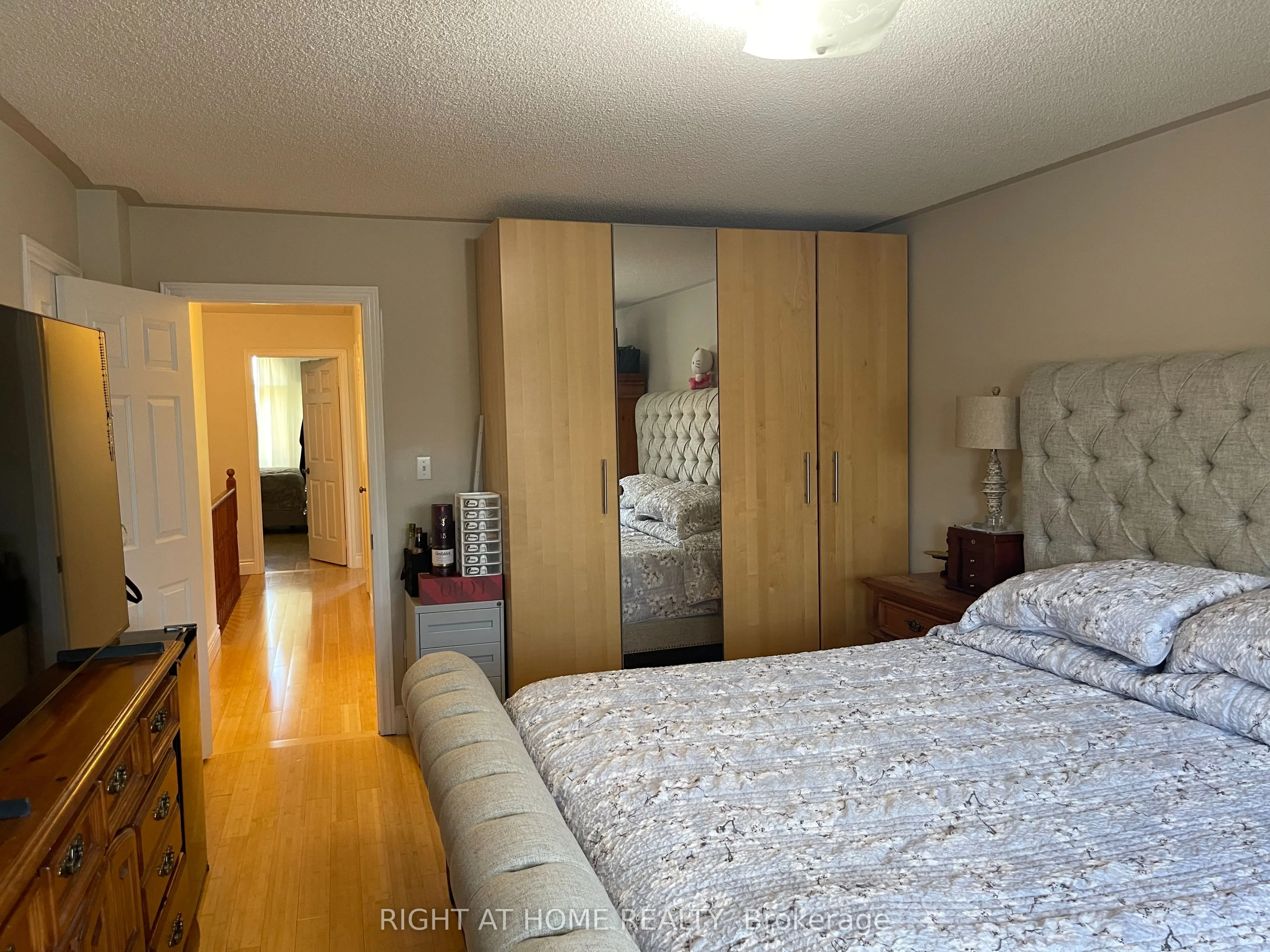 18 Archbury Circle
