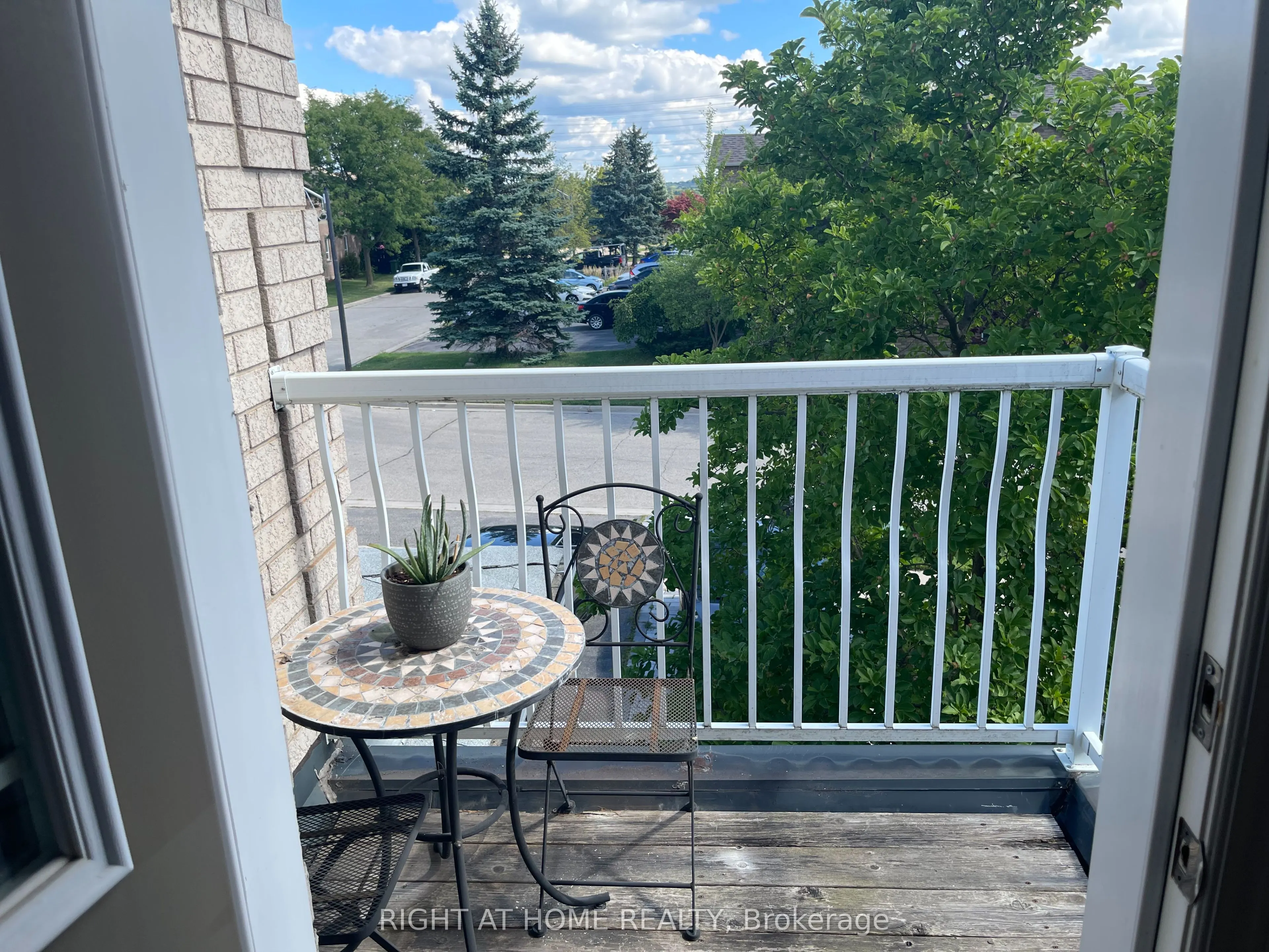 18 Archbury Circle