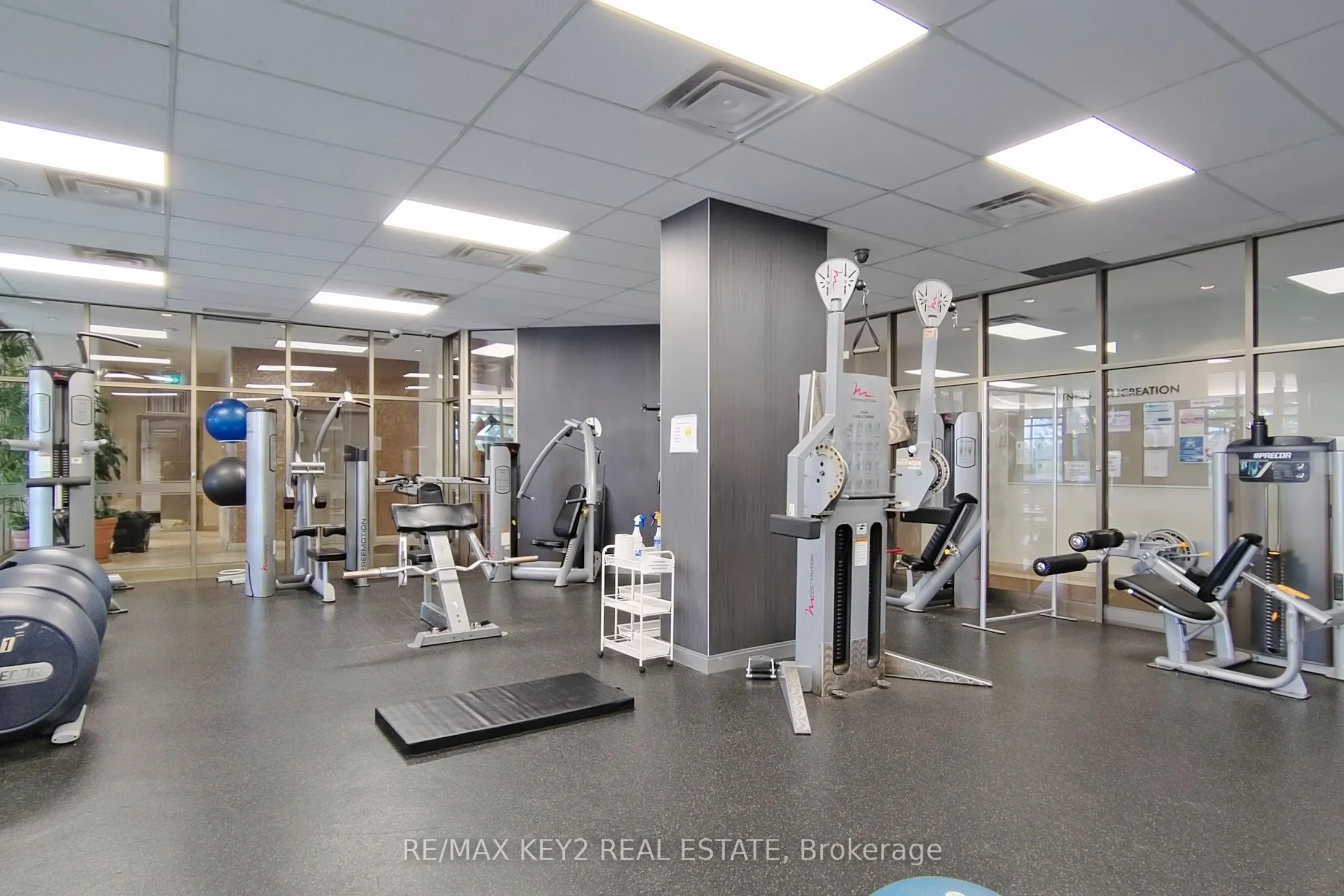 2269 Lake Shore Boulevard W, #210