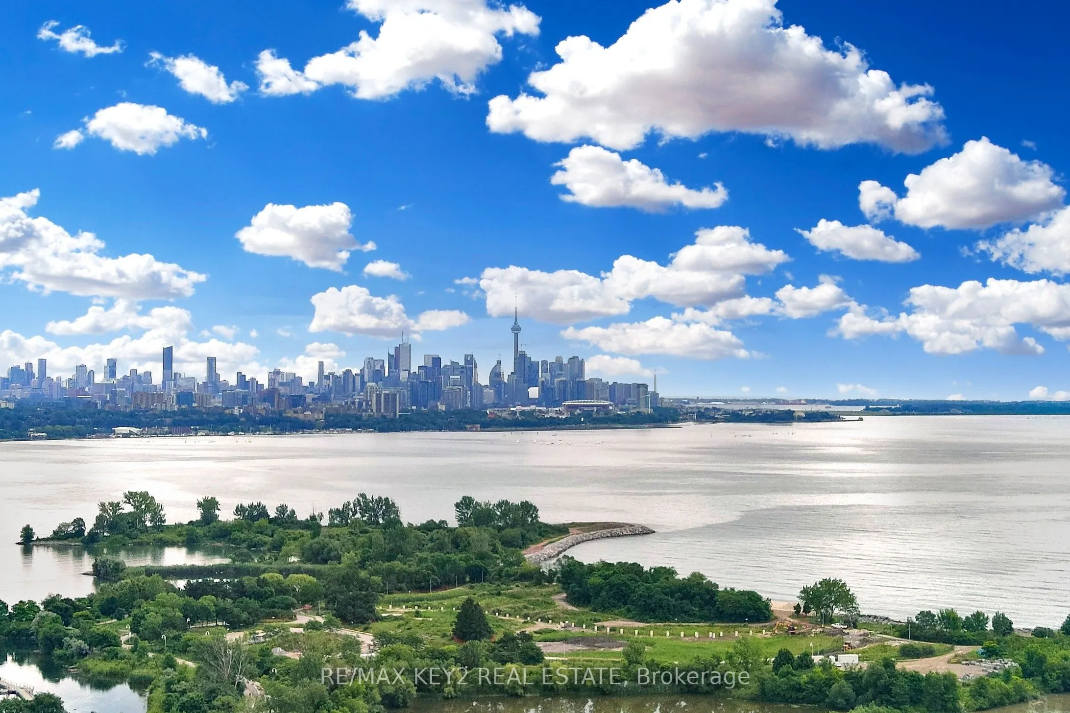 2269 Lake Shore Boulevard W, #210