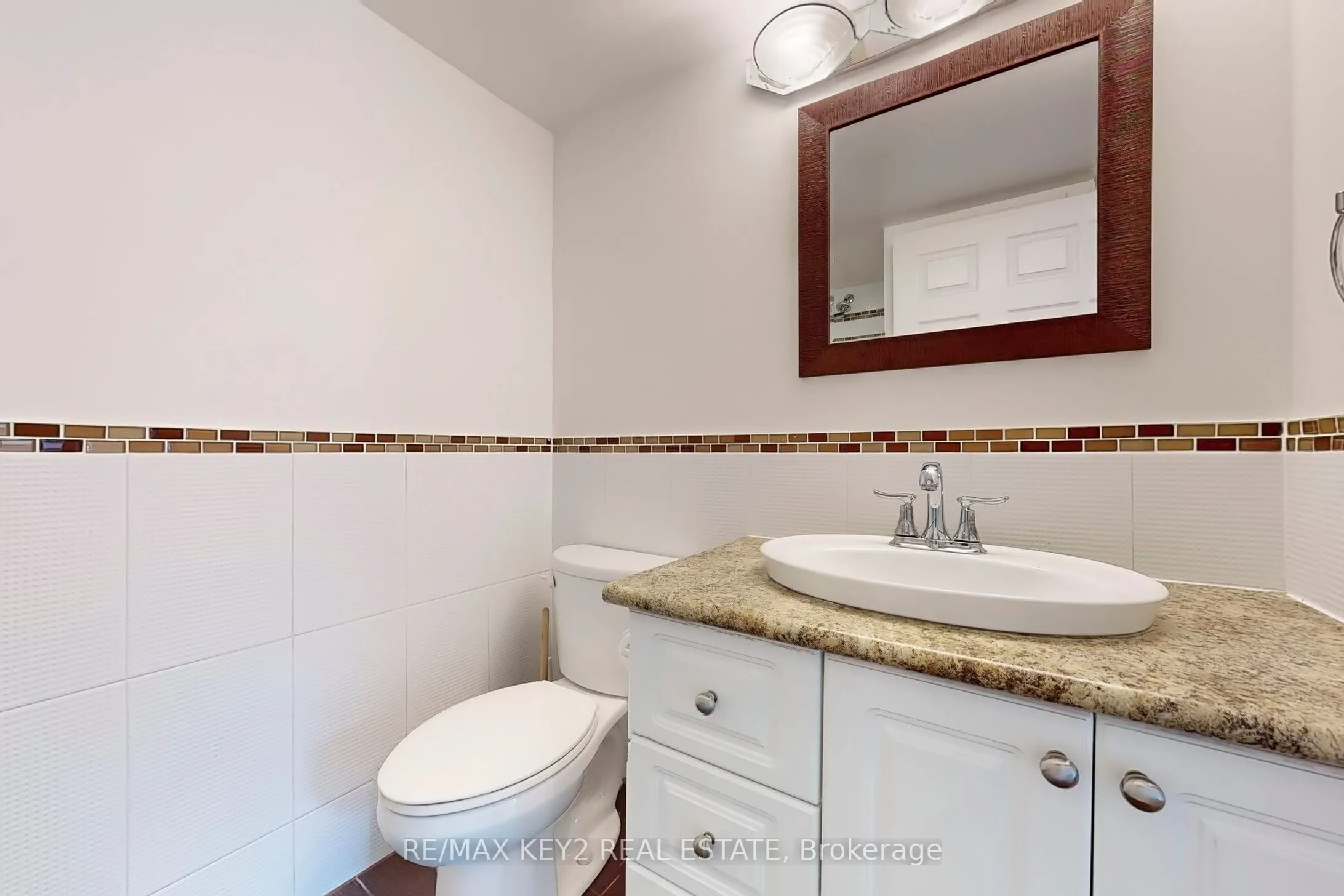 2269 Lake Shore Boulevard W, #210