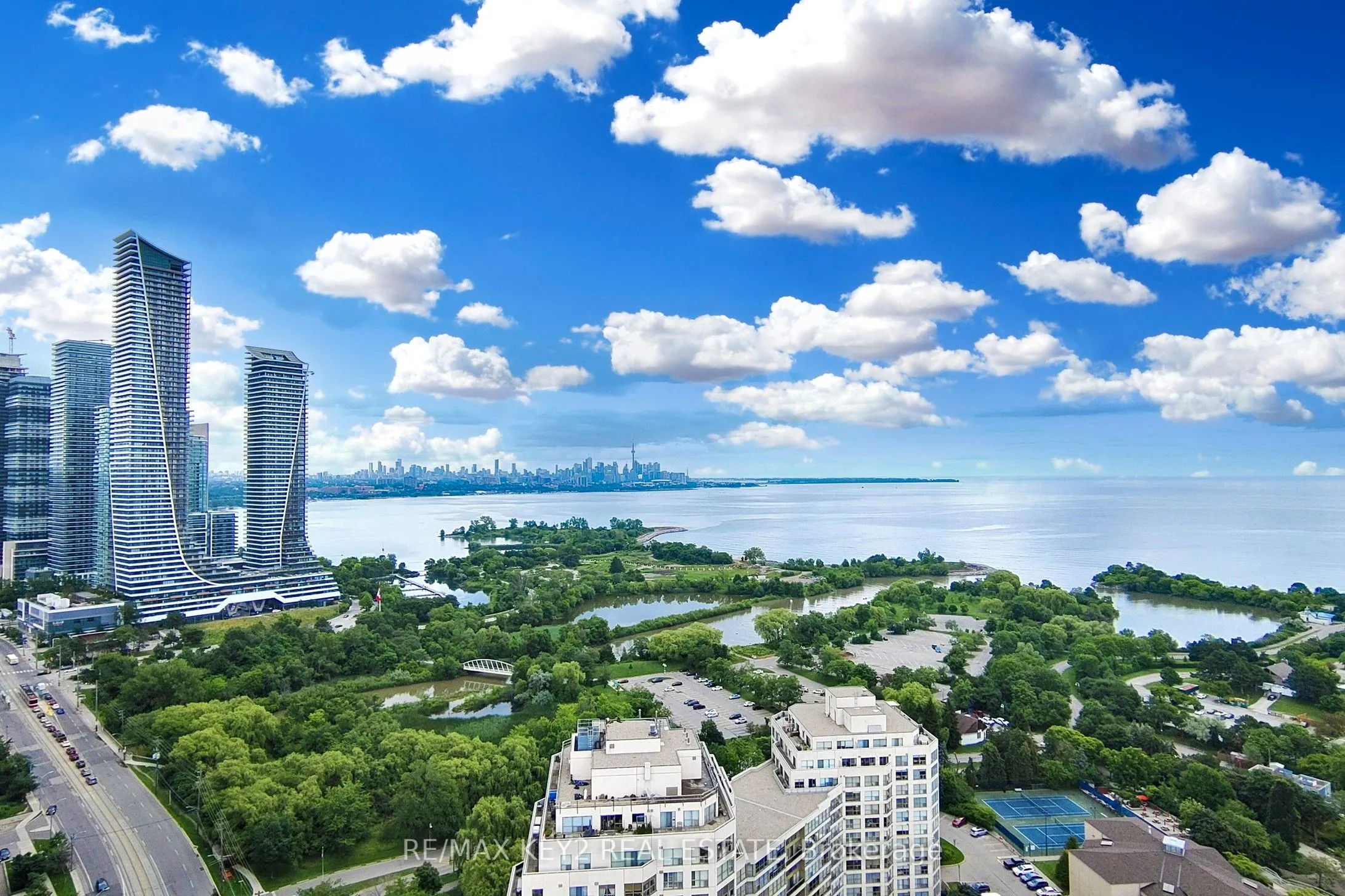 2269 Lake Shore Boulevard W, #210