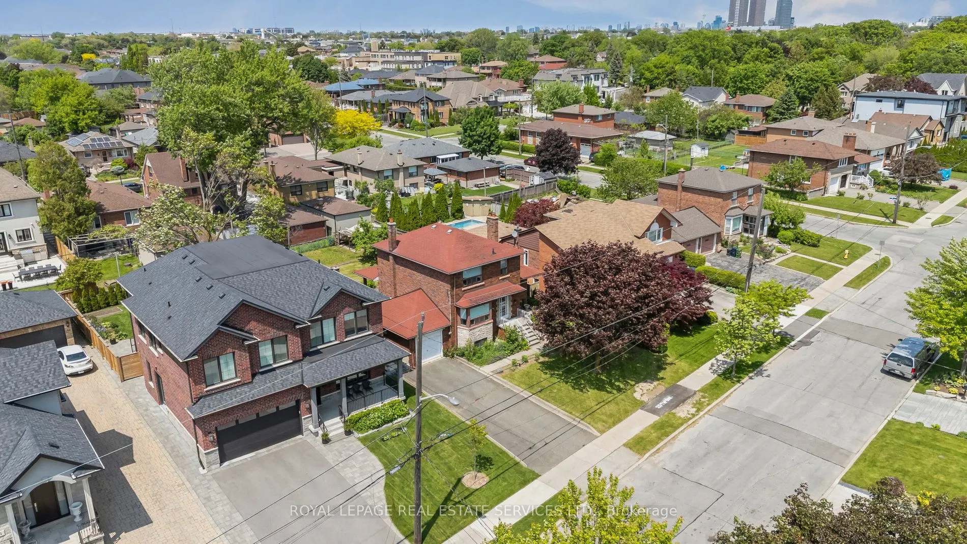 28 Cornelius Parkway