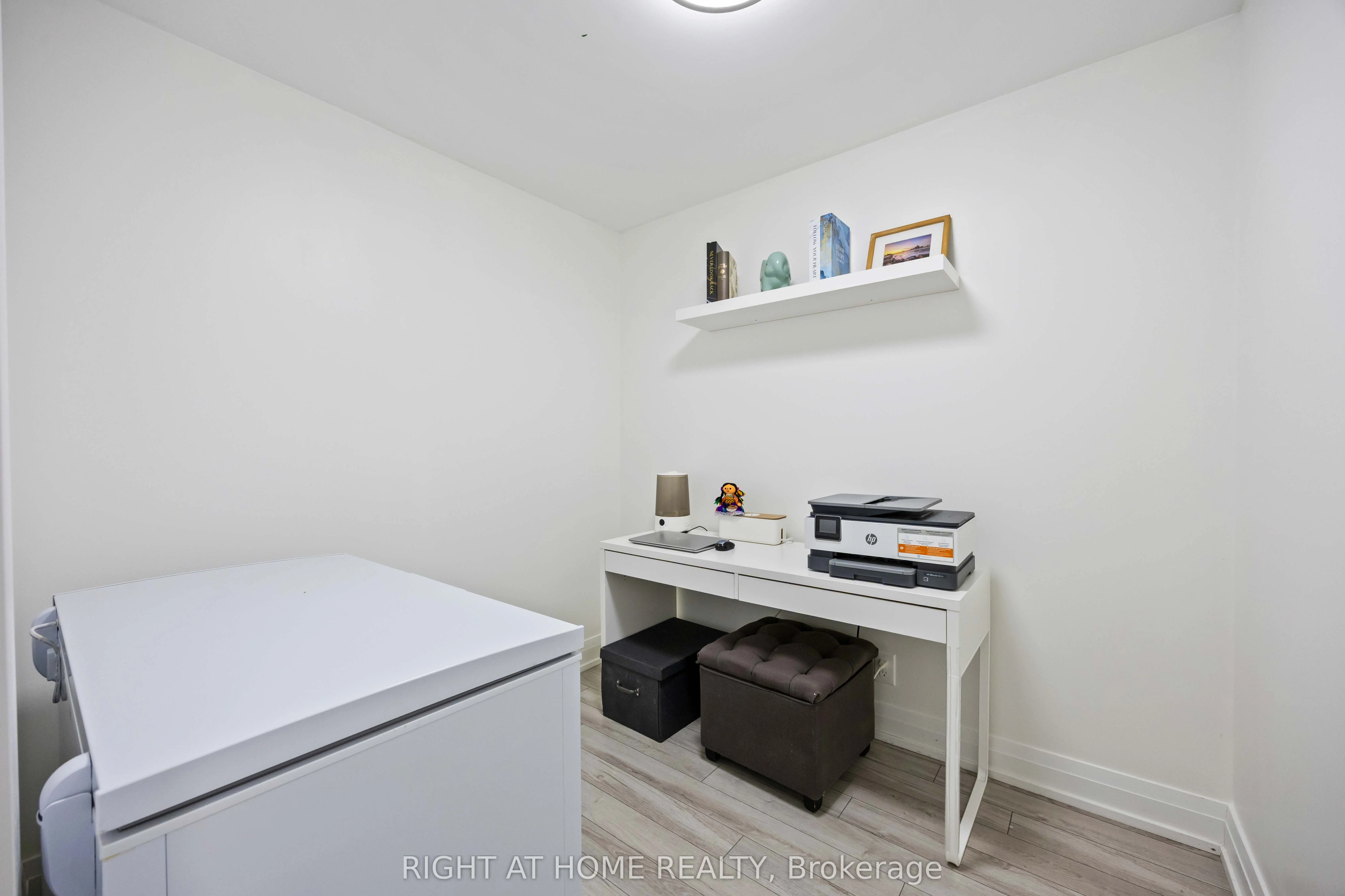 1060 Sheppard Avenue W, #1521