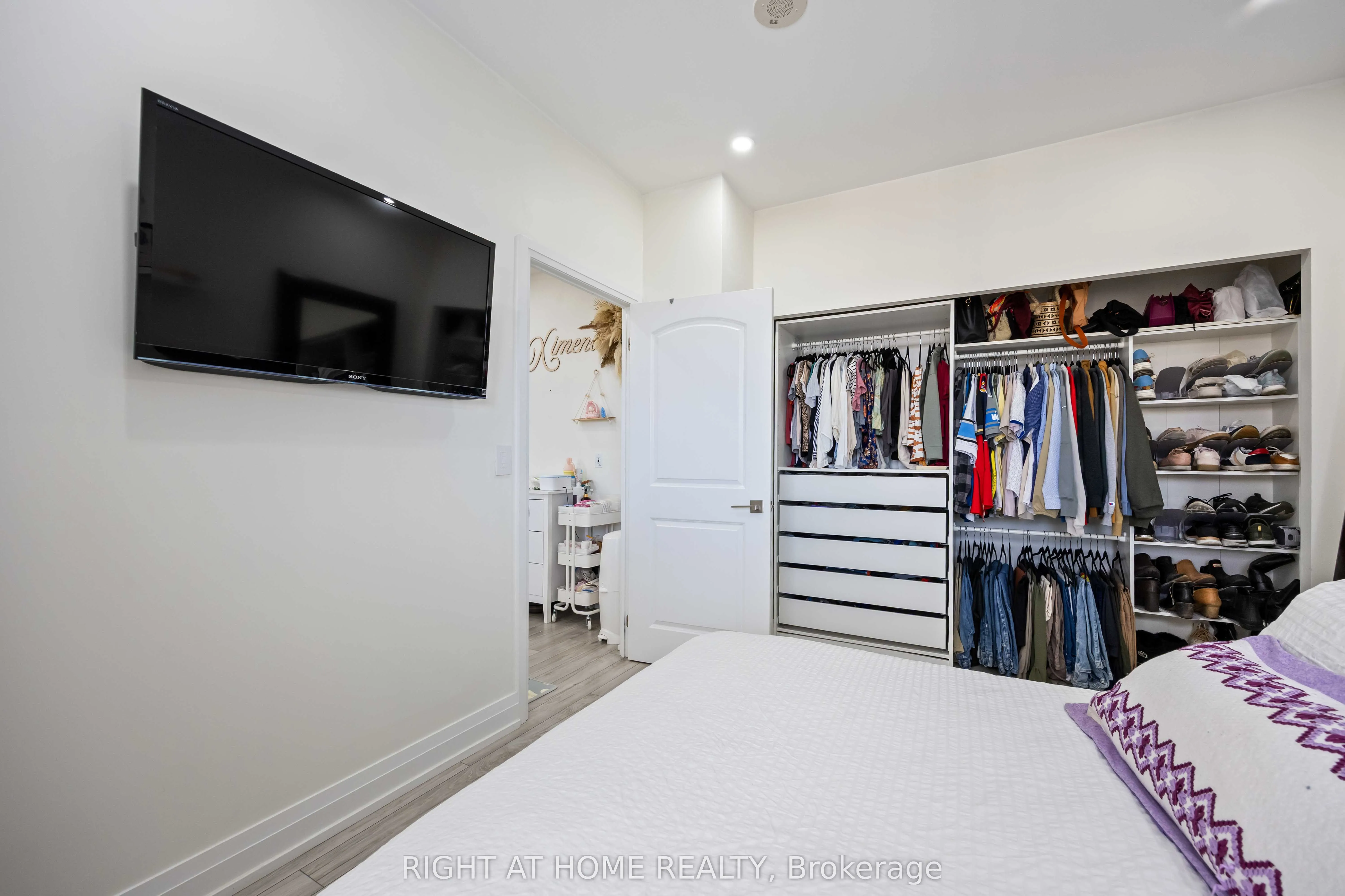 1060 Sheppard Avenue W, #1521