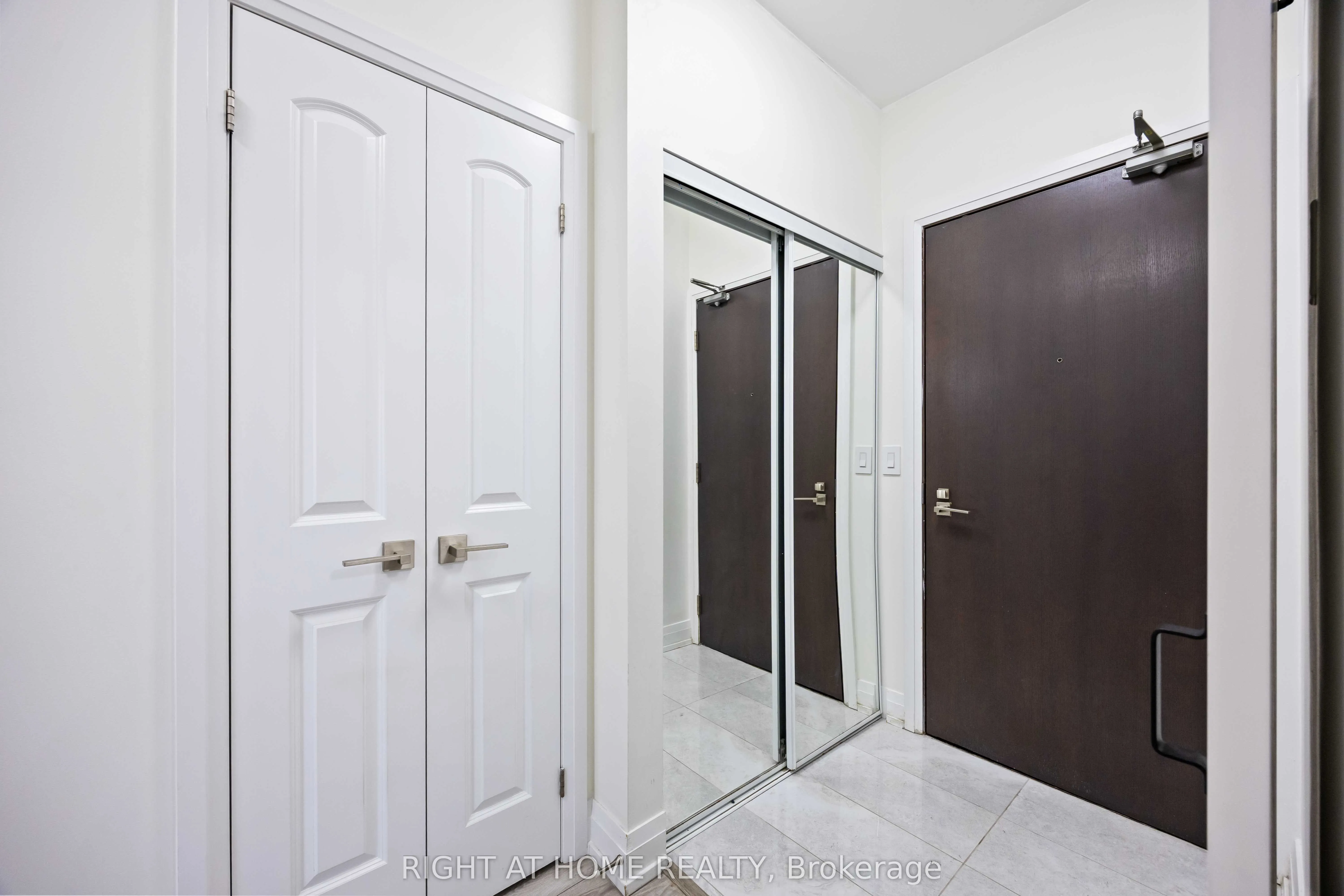 1060 Sheppard Avenue W, #1521