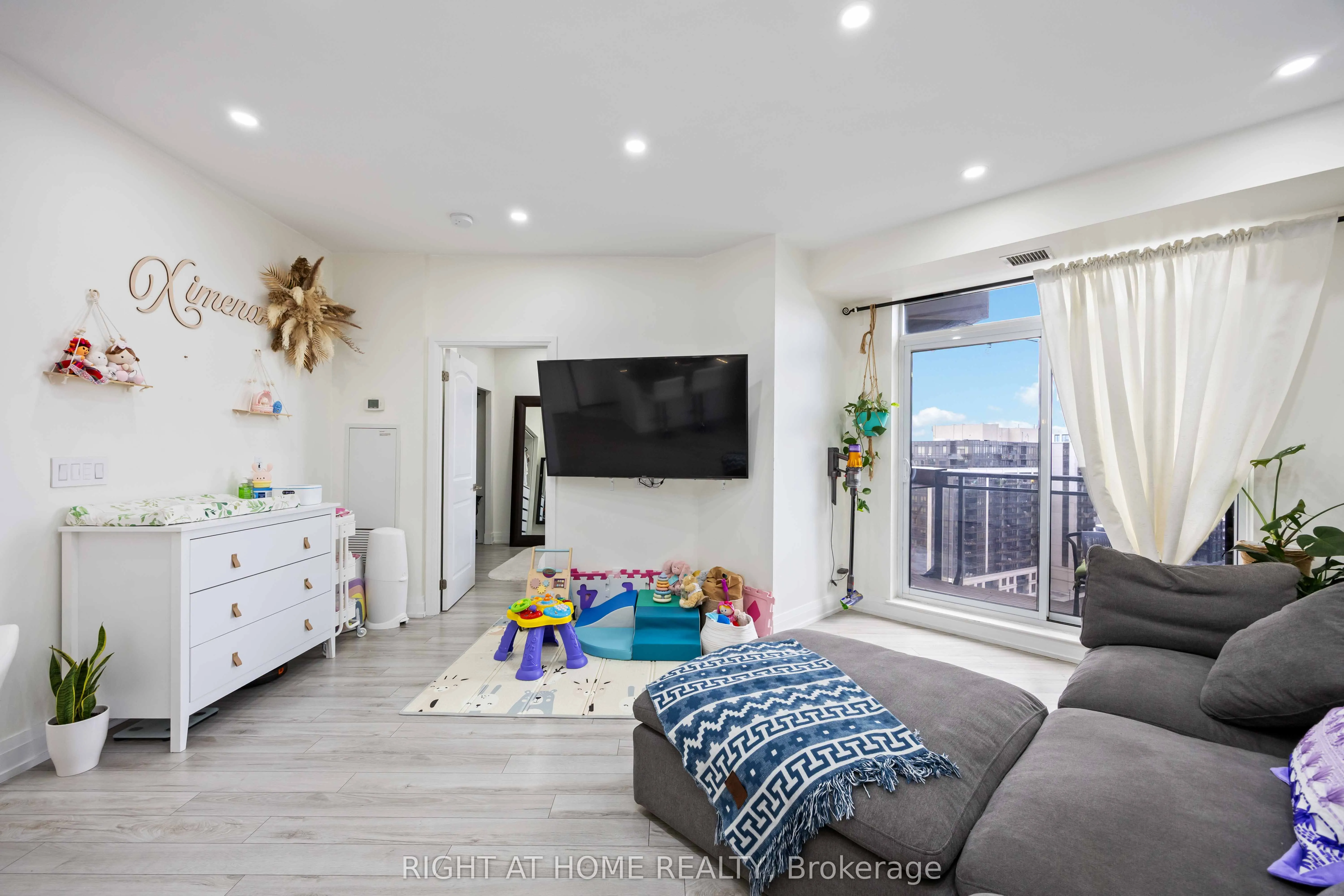 1060 Sheppard Avenue W, #1521