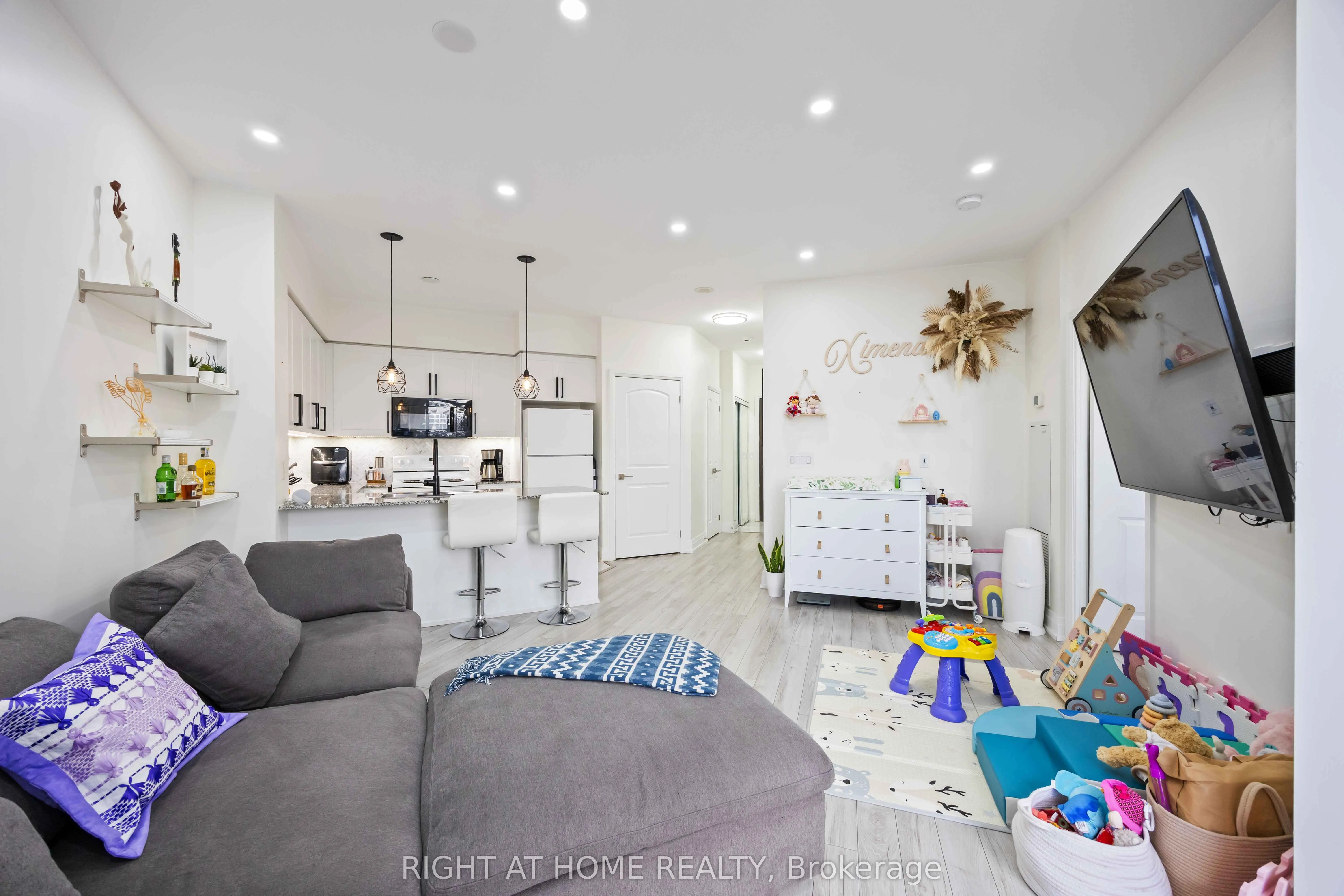 1060 Sheppard Avenue W, #1521