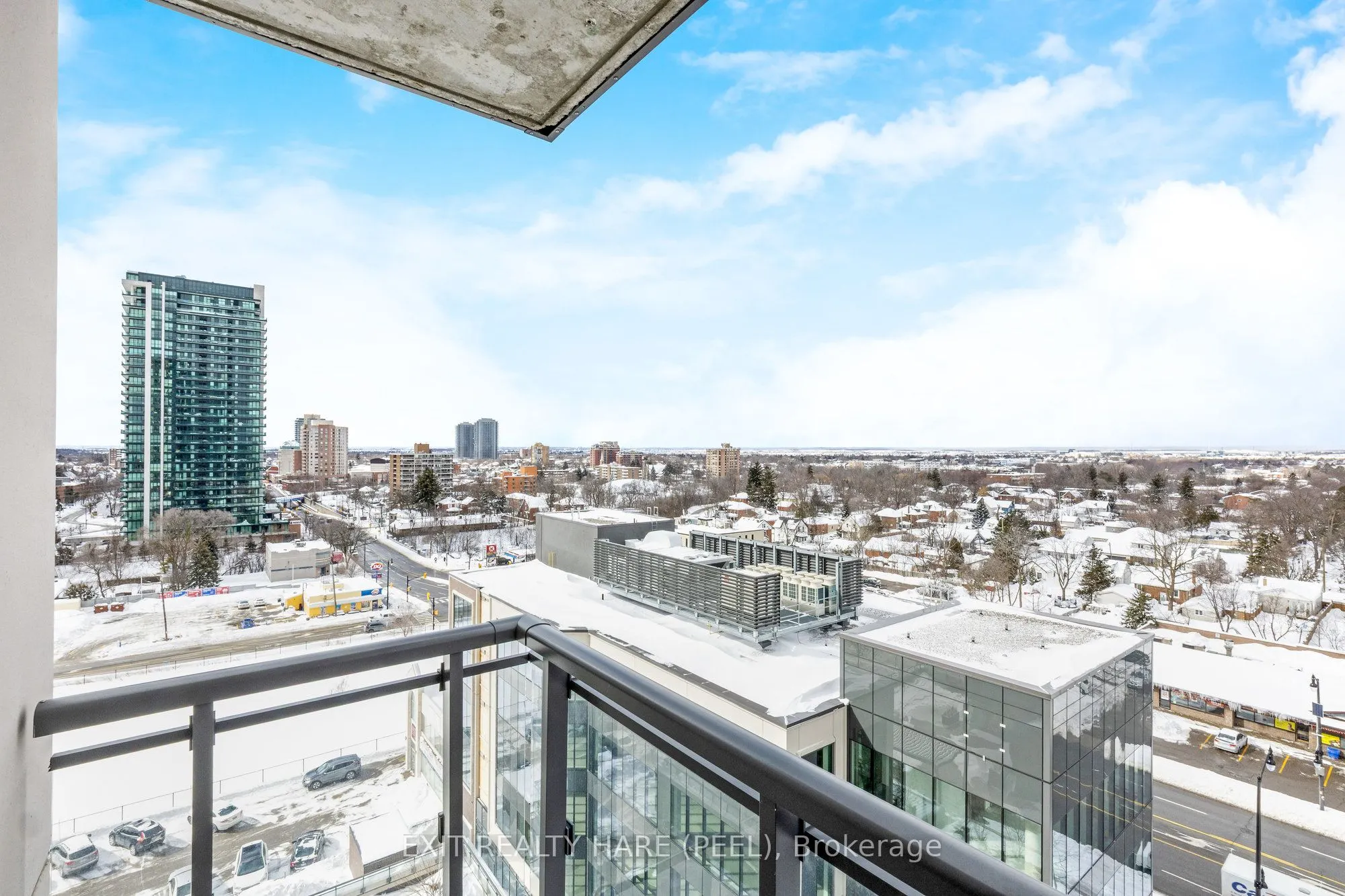 15 Lynch Street, #901
