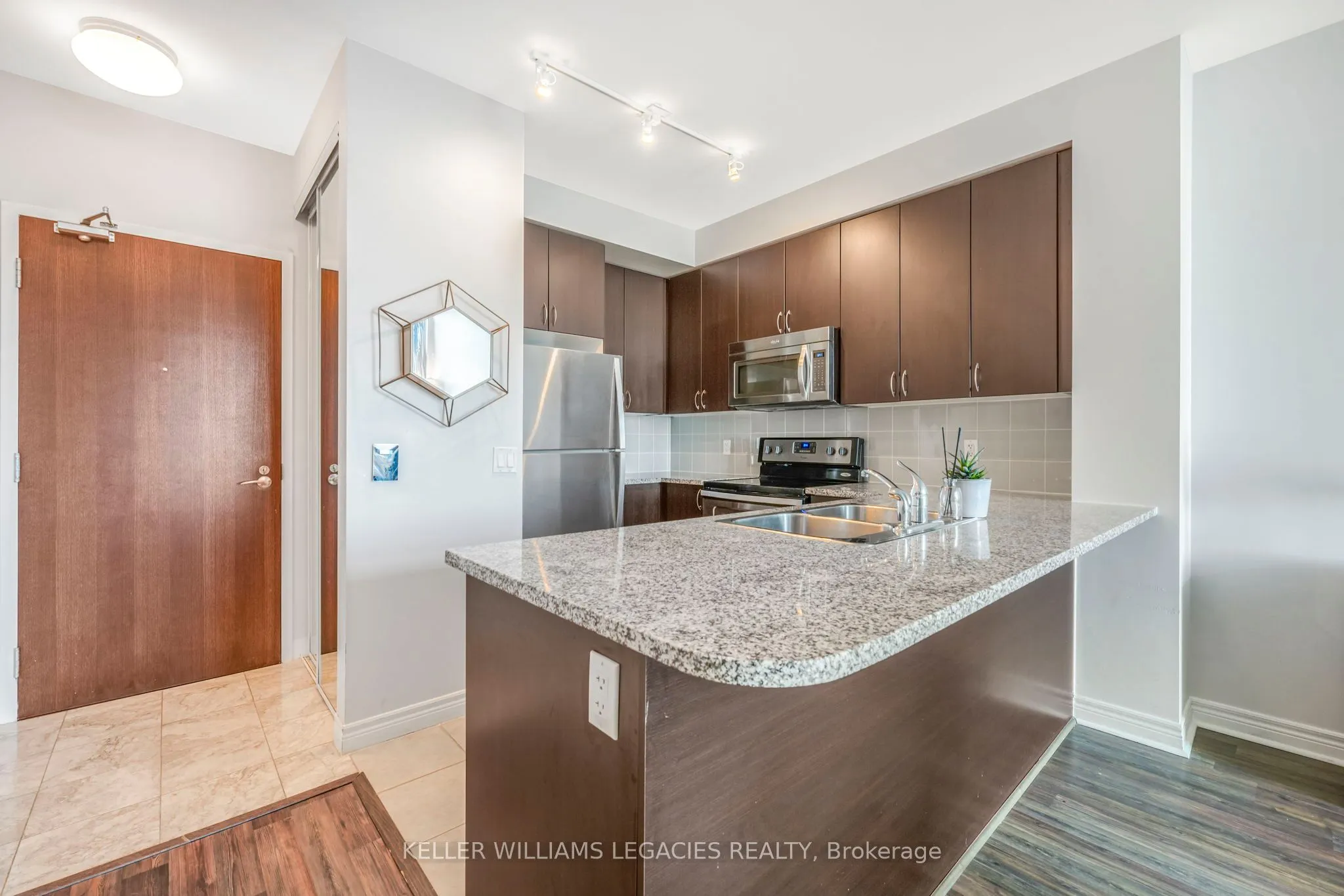 339 Rathburn Road W, #PH18