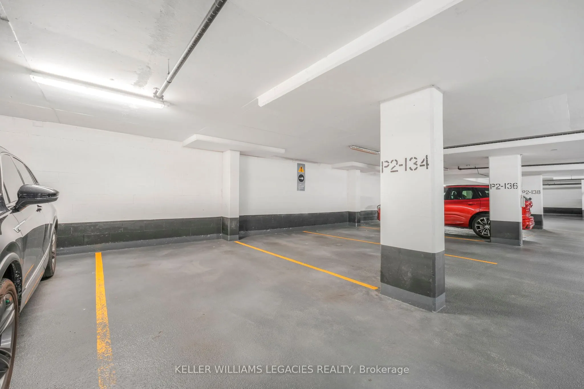 339 Rathburn Road W, #PH18